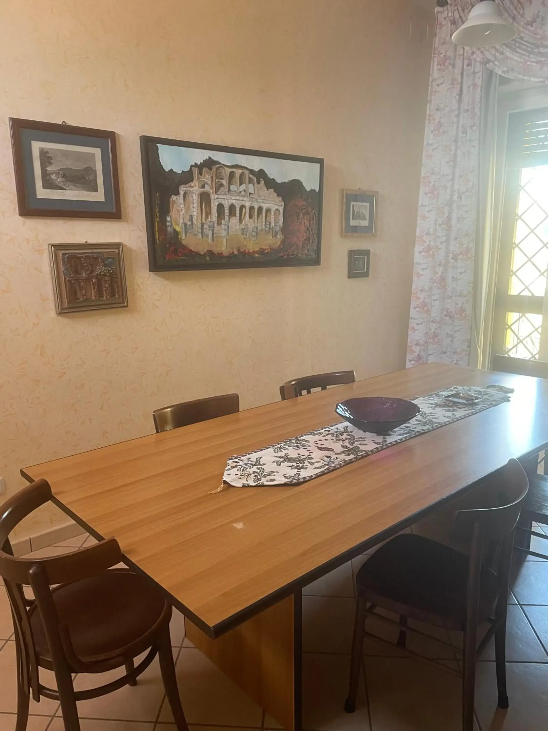 Triple Room with Balcony - single occupancy in B&B Anfiteatro Campano Triple Room with Balcony - single occupancy in B&B Anfiteatro Campano