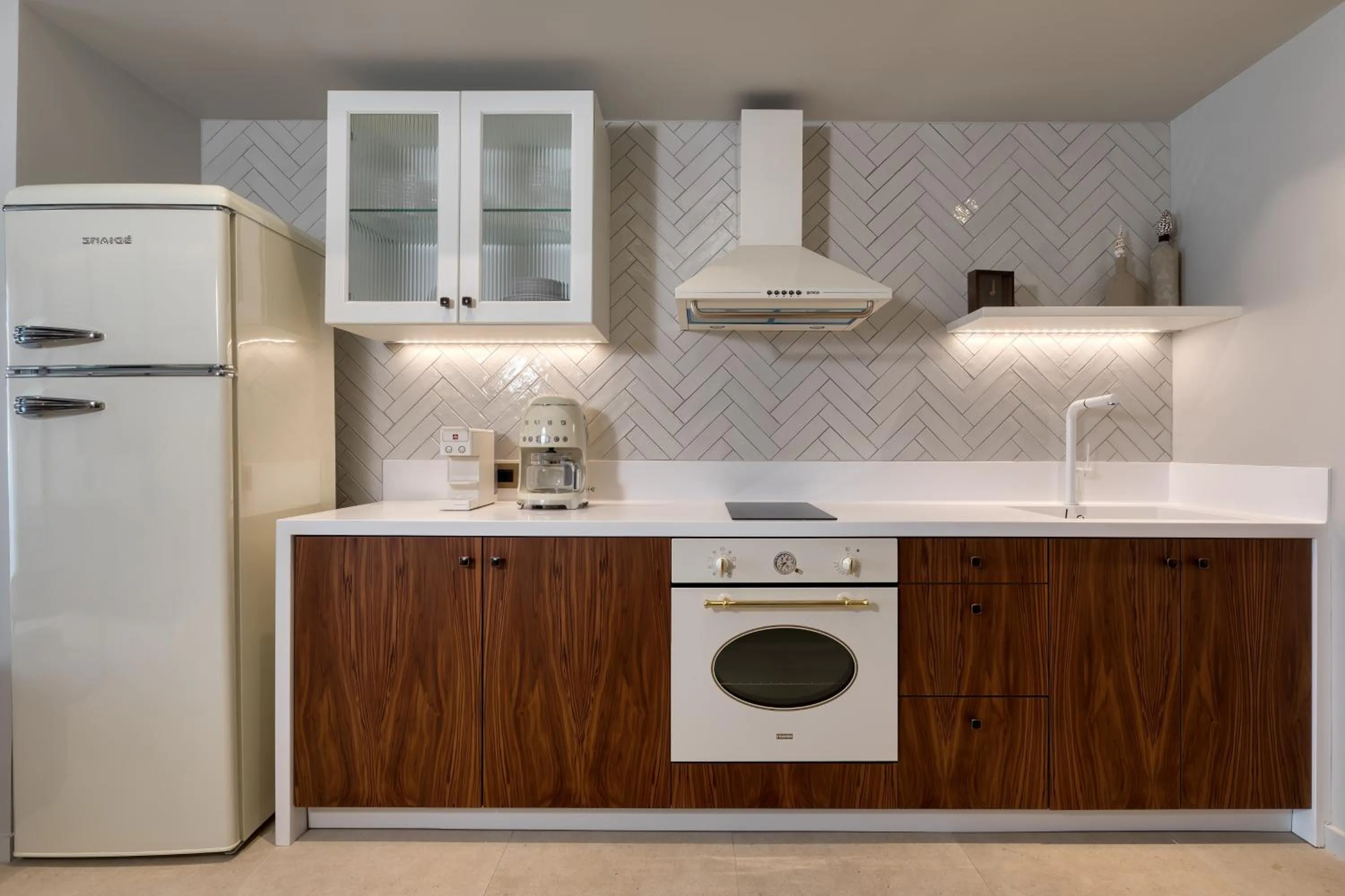 Kitchen or kitchenette in Porto Perla