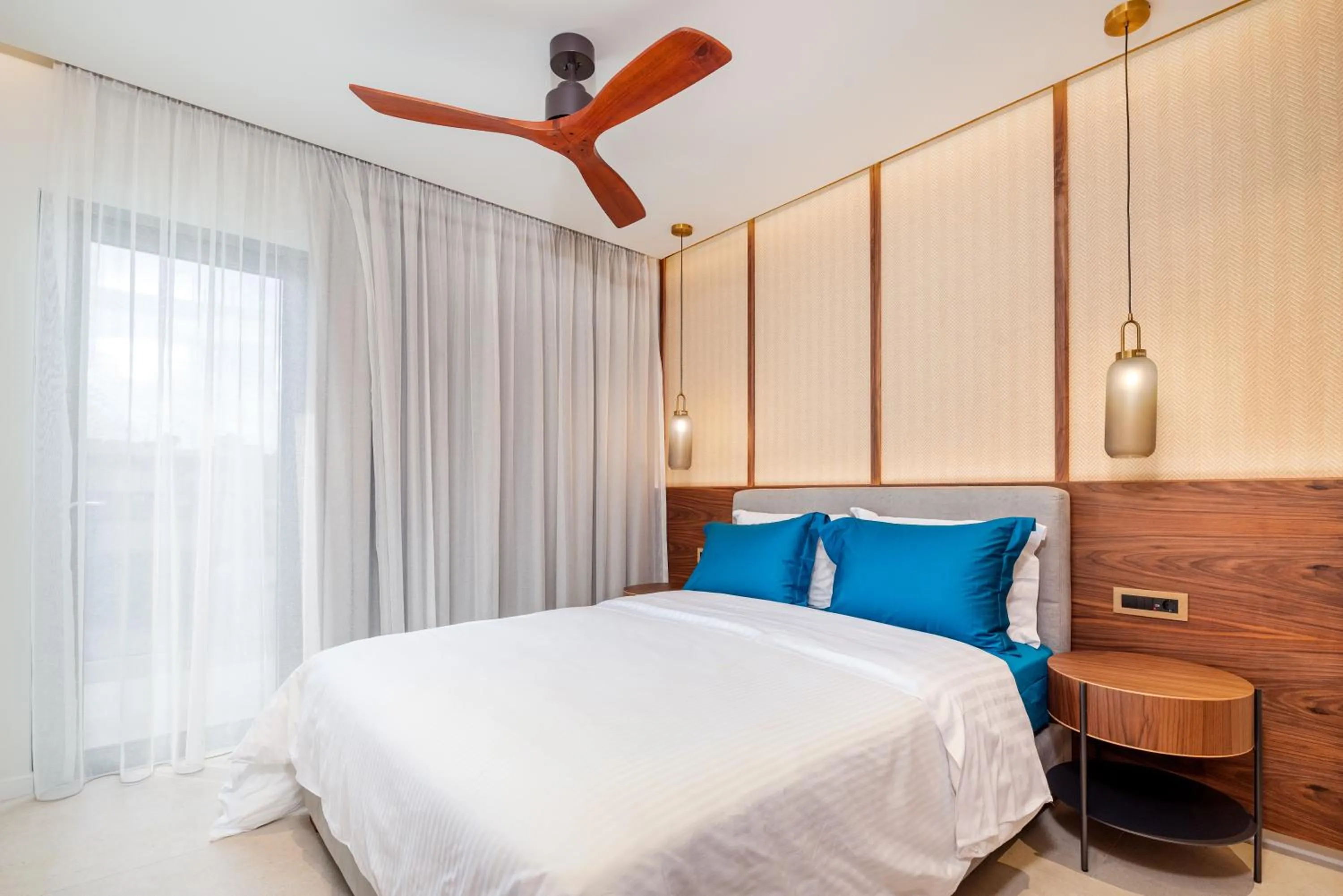 Photo of the whole room, Bed in Porto Perla