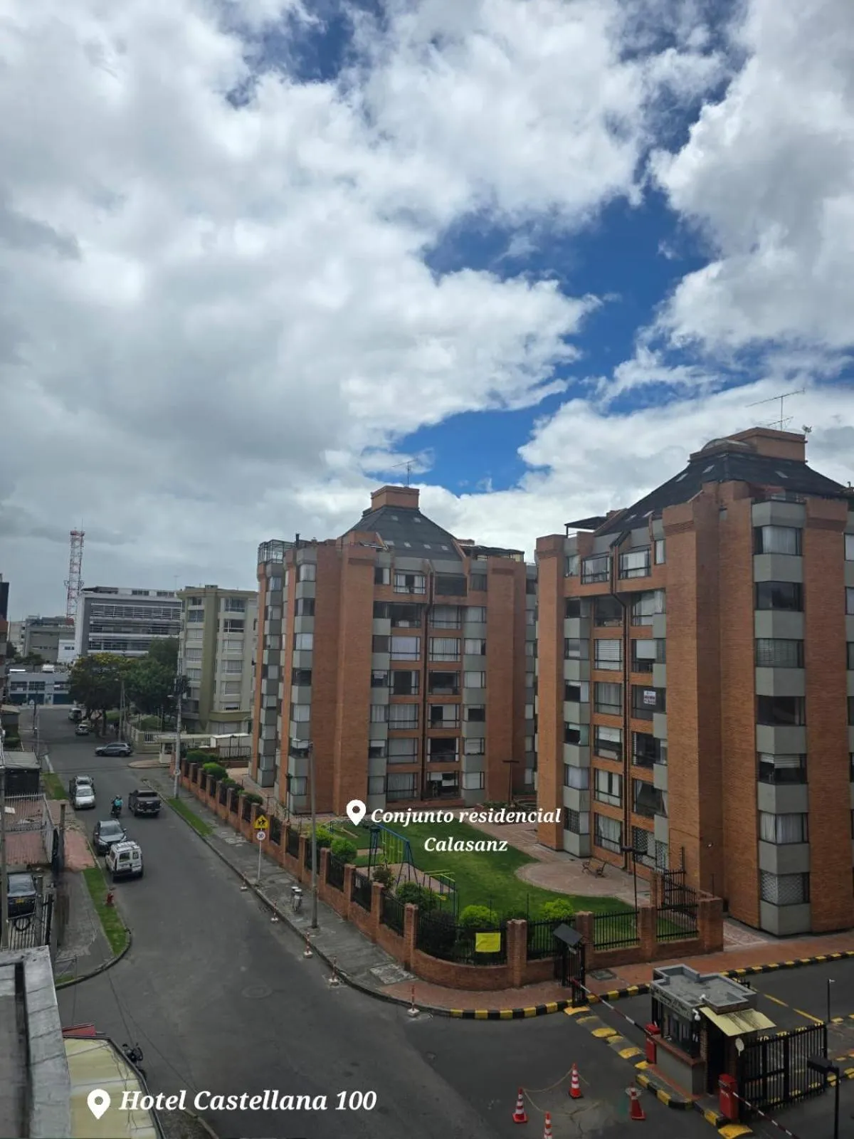 Neighbourhood in Hotel Castellana 100 Bogota By Hoteles Confort 80