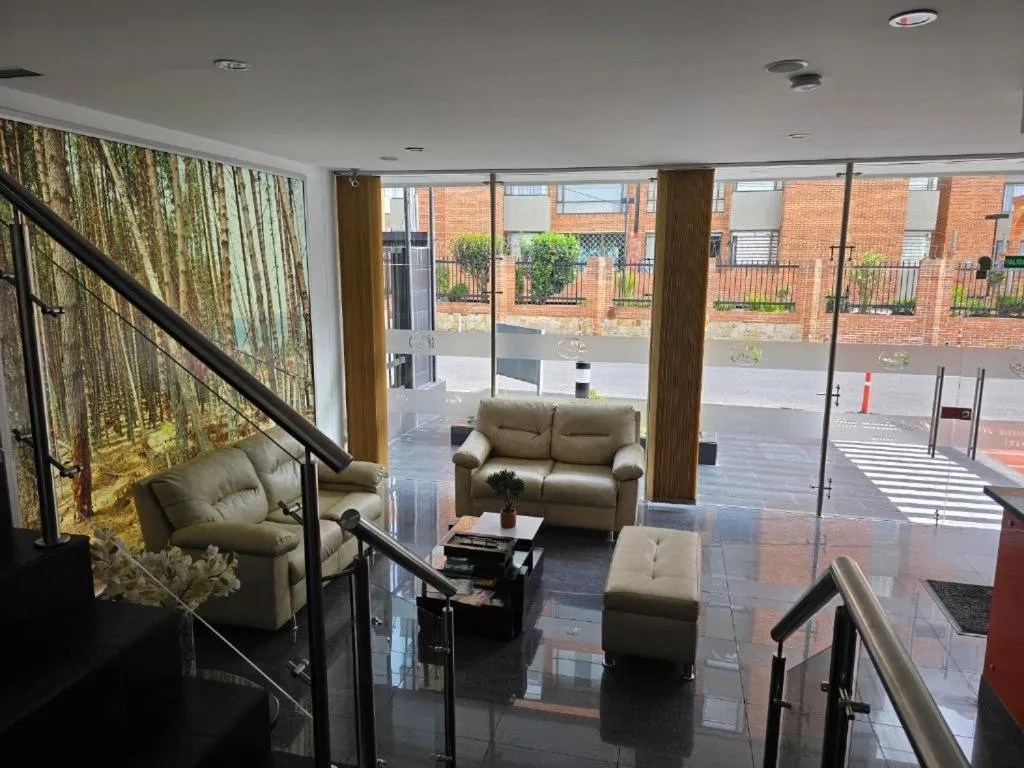 Lobby or reception in Hotel Castellana 100 Bogota By Hoteles Confort 80