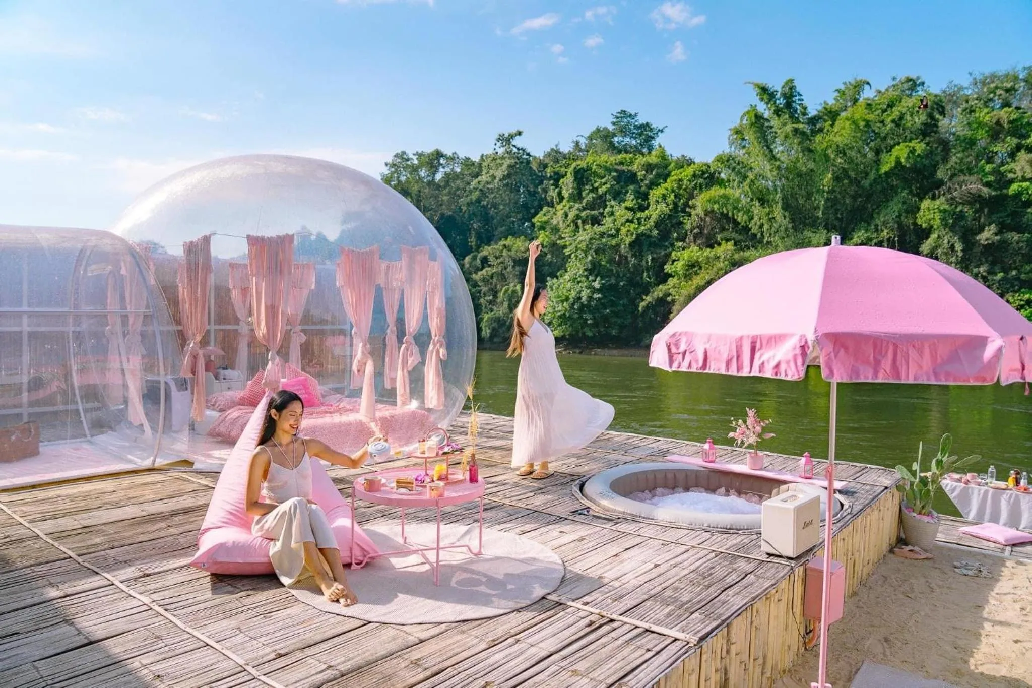 The Three Bubble Houses