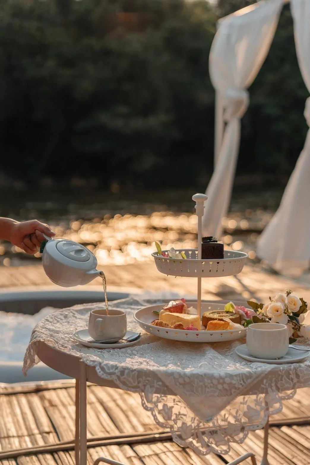The Three Bubble Houses