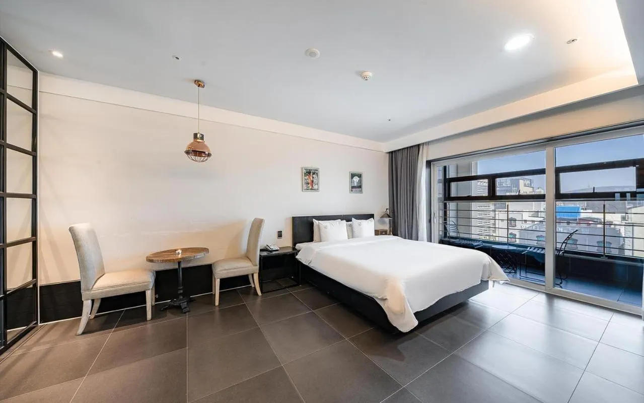 Bed in Ulsan Samsan Pandora Hotel