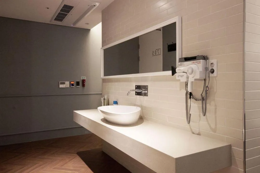 Bathroom in Ulsan Samsan Pandora Hotel