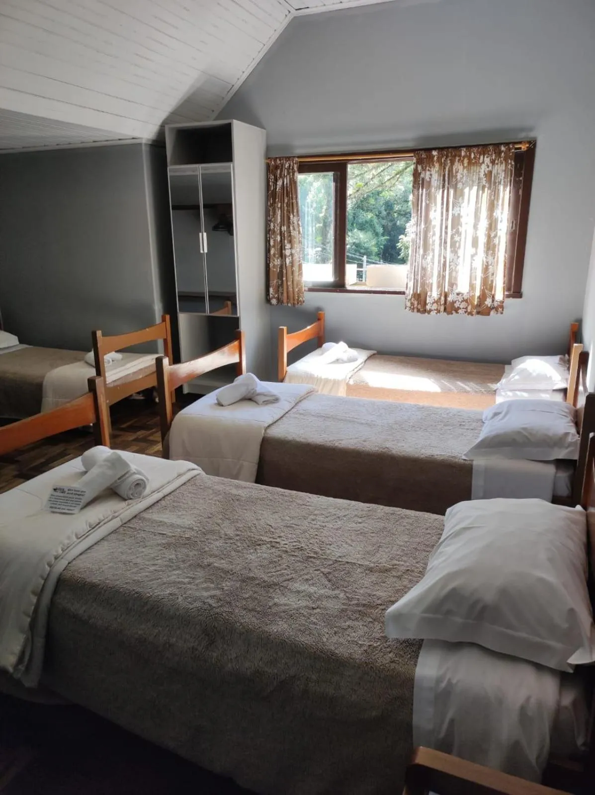 Bedroom, Bed in Pousada Vista do Lago - HOSTEL