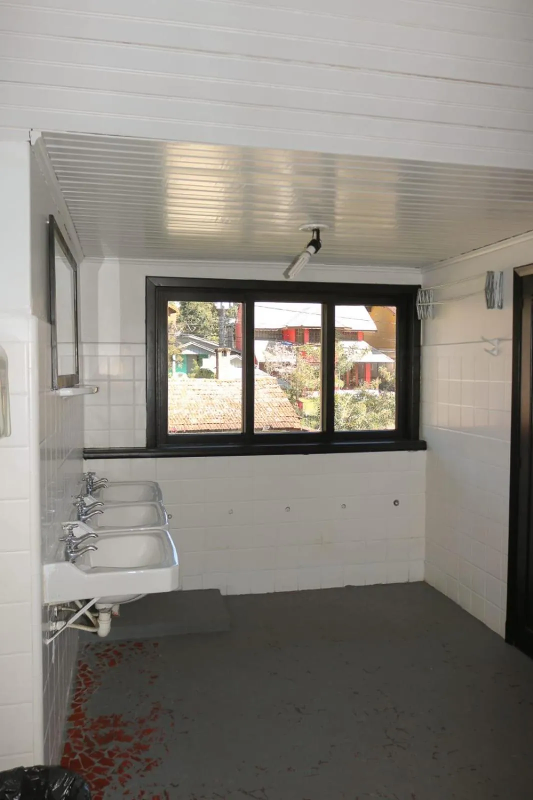 Bathroom in Pousada Vista do Lago - HOSTEL