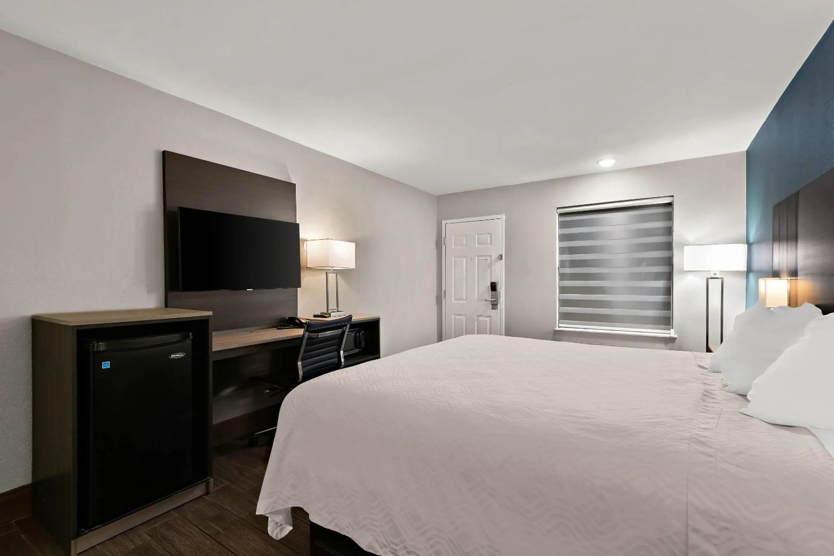 Bedroom, Bed in Econo Lodge Inn & Suites Laredo - Nuevo Laredo