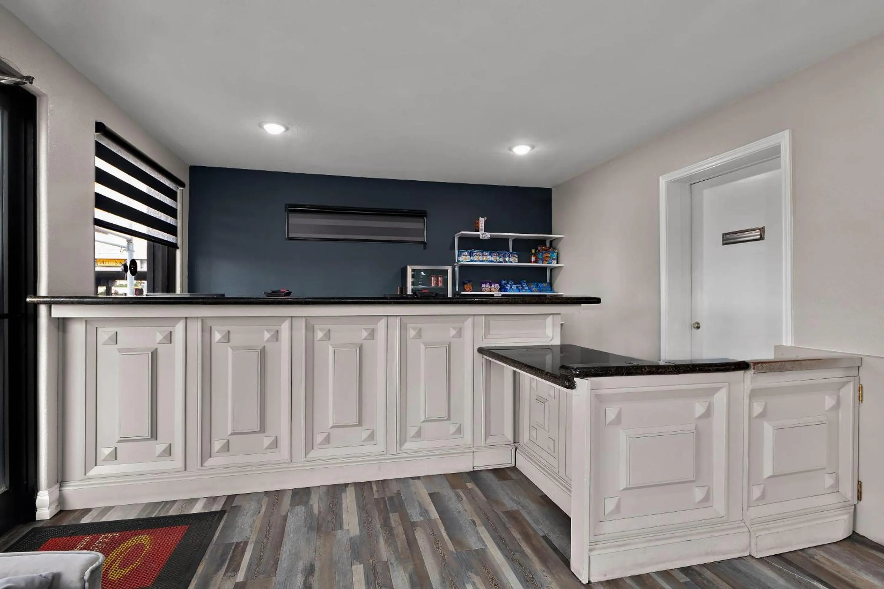 Lobby or reception in Econo Lodge Inn & Suites Laredo - Nuevo Laredo