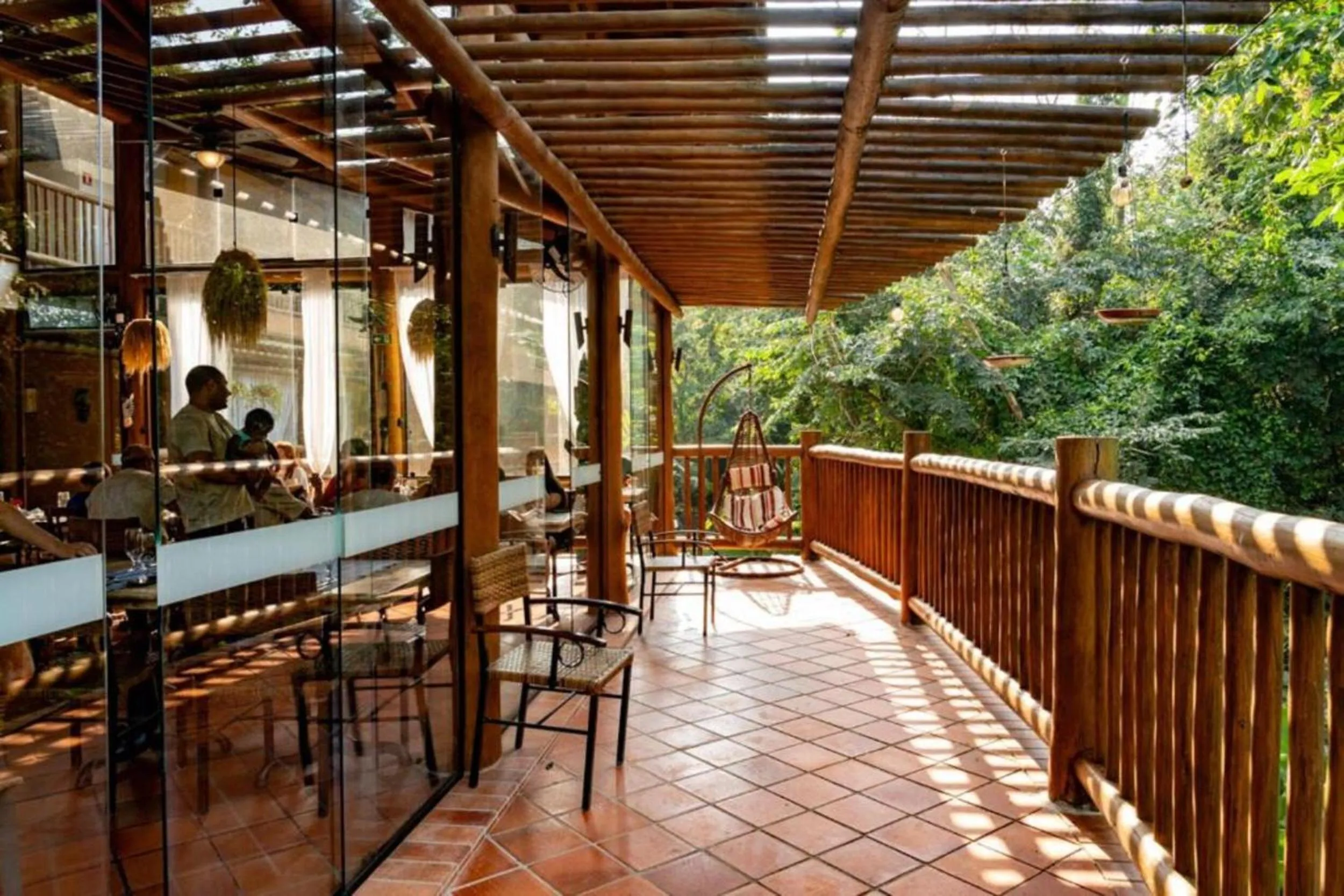 Restaurant/places to eat in Kalango Hotel Boutique