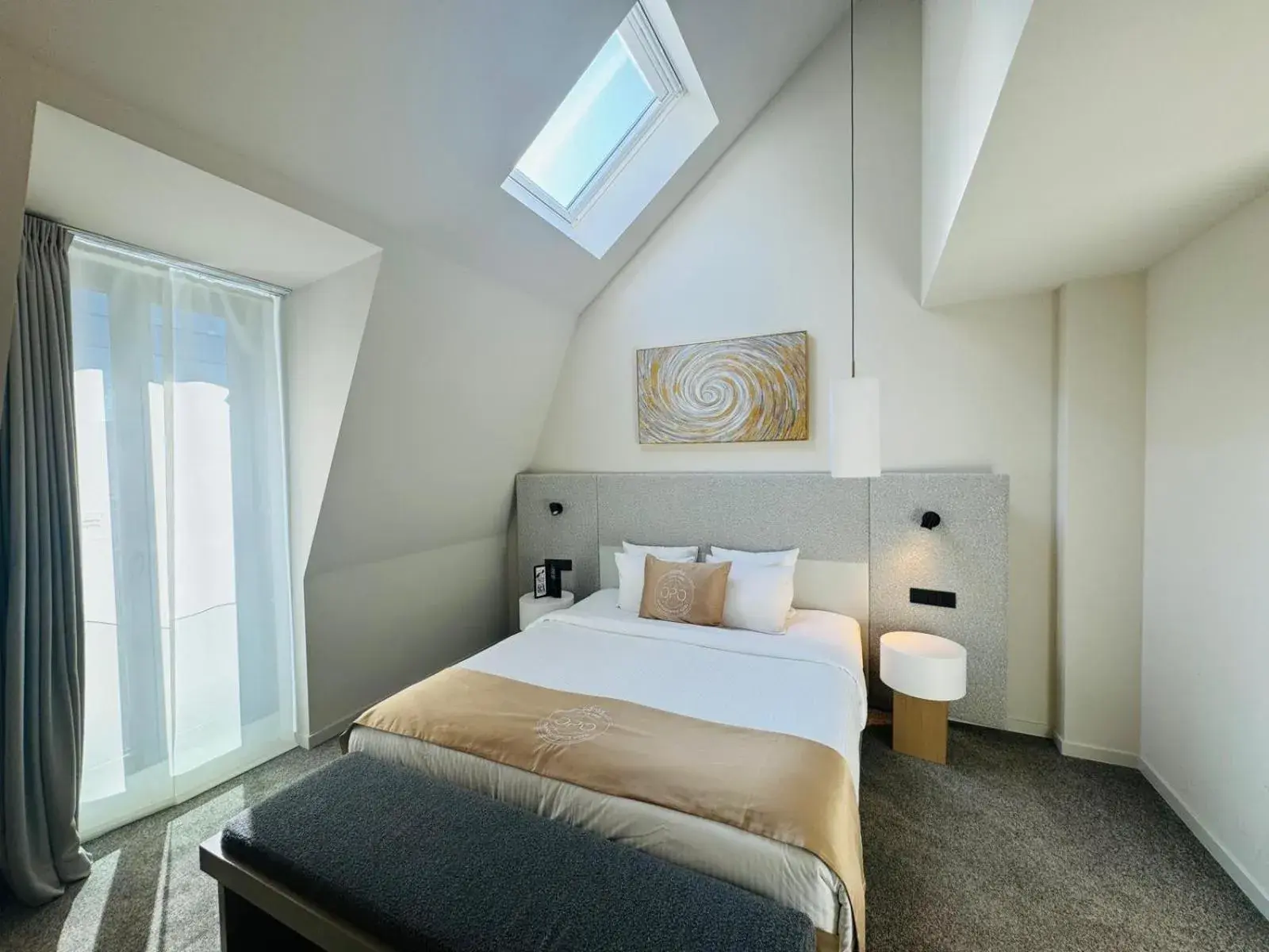 Photo of the whole room, Bed in OPO Hotel Photo of the whole room, Bed in OPO Hotel