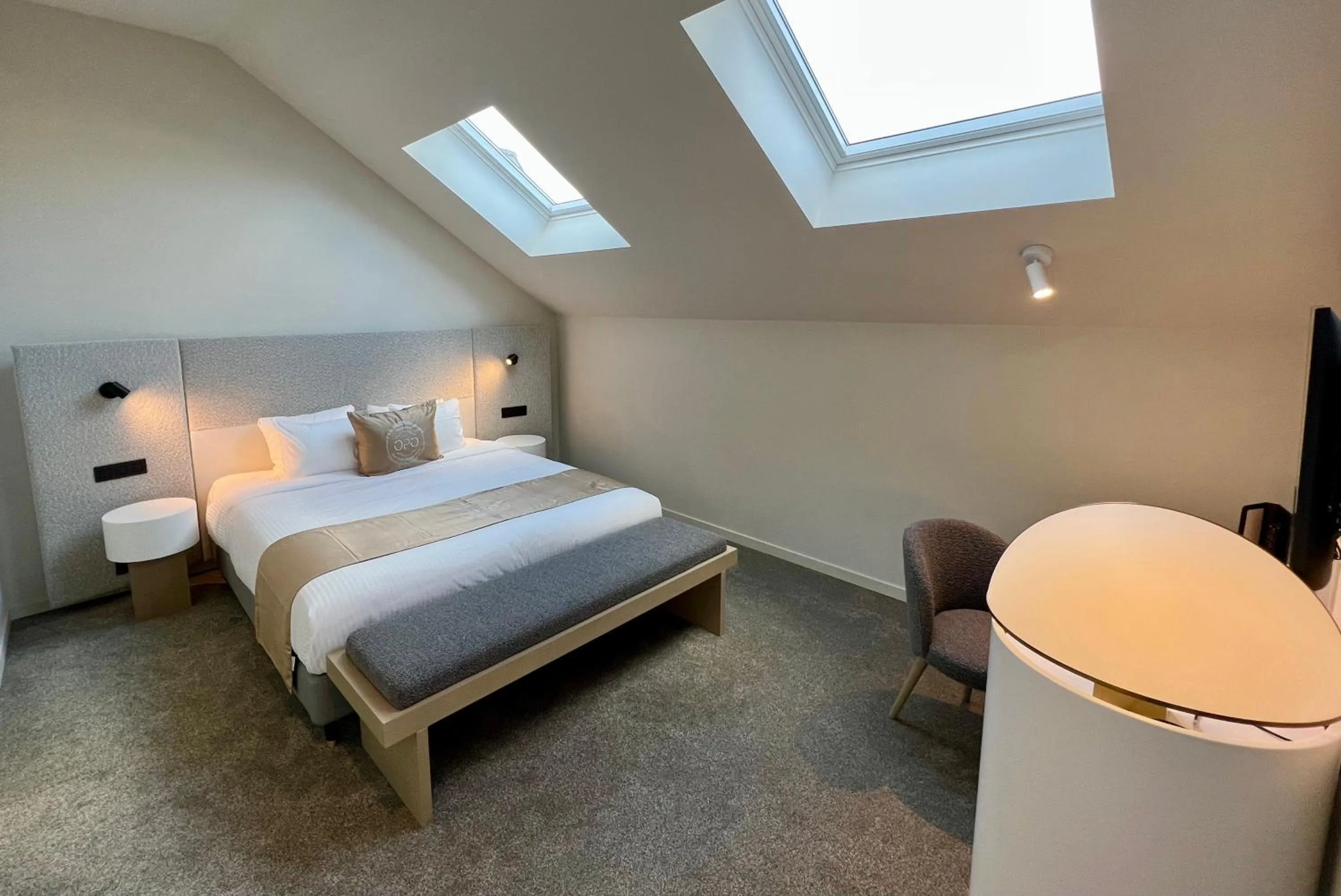 View (from property/room), Bed in OPO Hotel