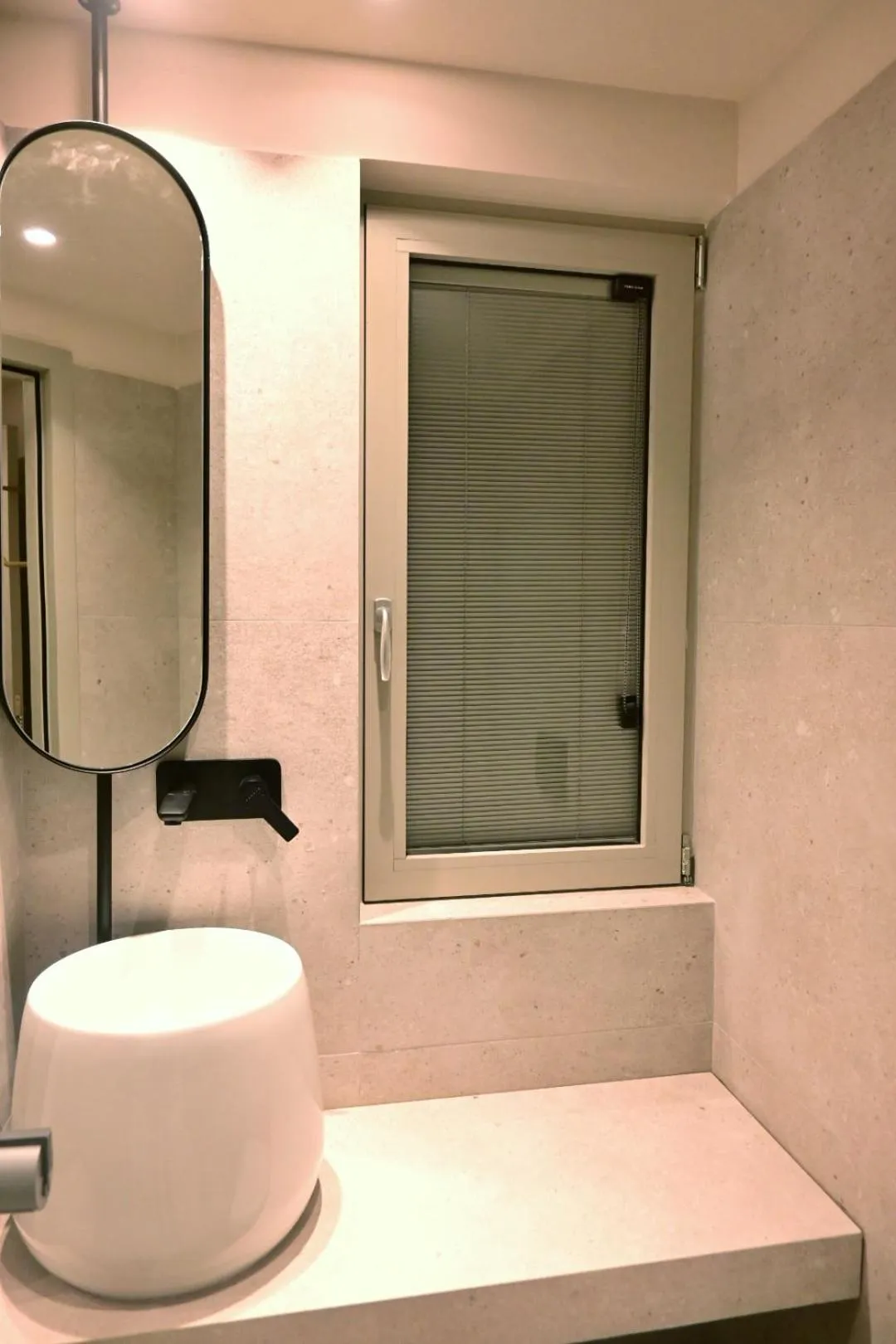 Balance Accommodation