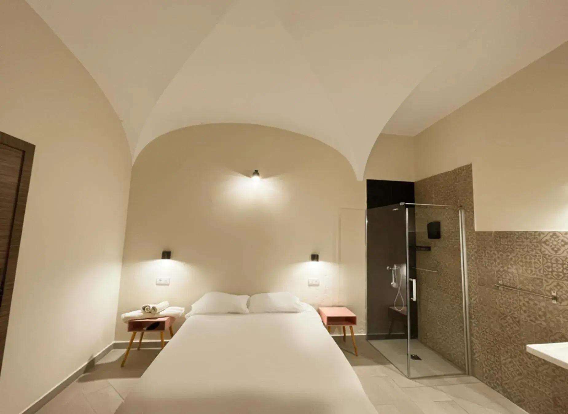 Bedroom, Bed in Hostal Pompeya Merida Bedroom, Bed in Hostal Pompeya Merida