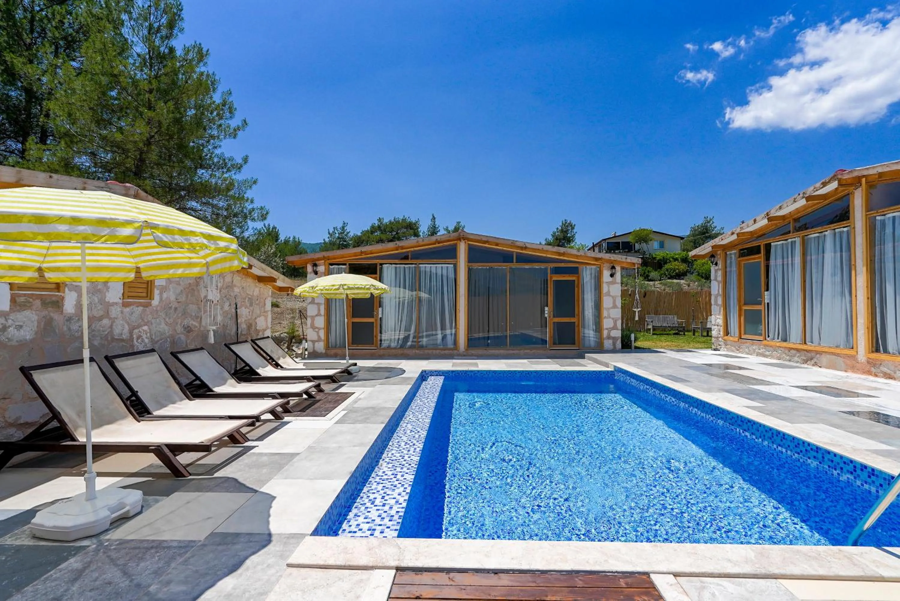 Swimming pool in Casa De Sherys