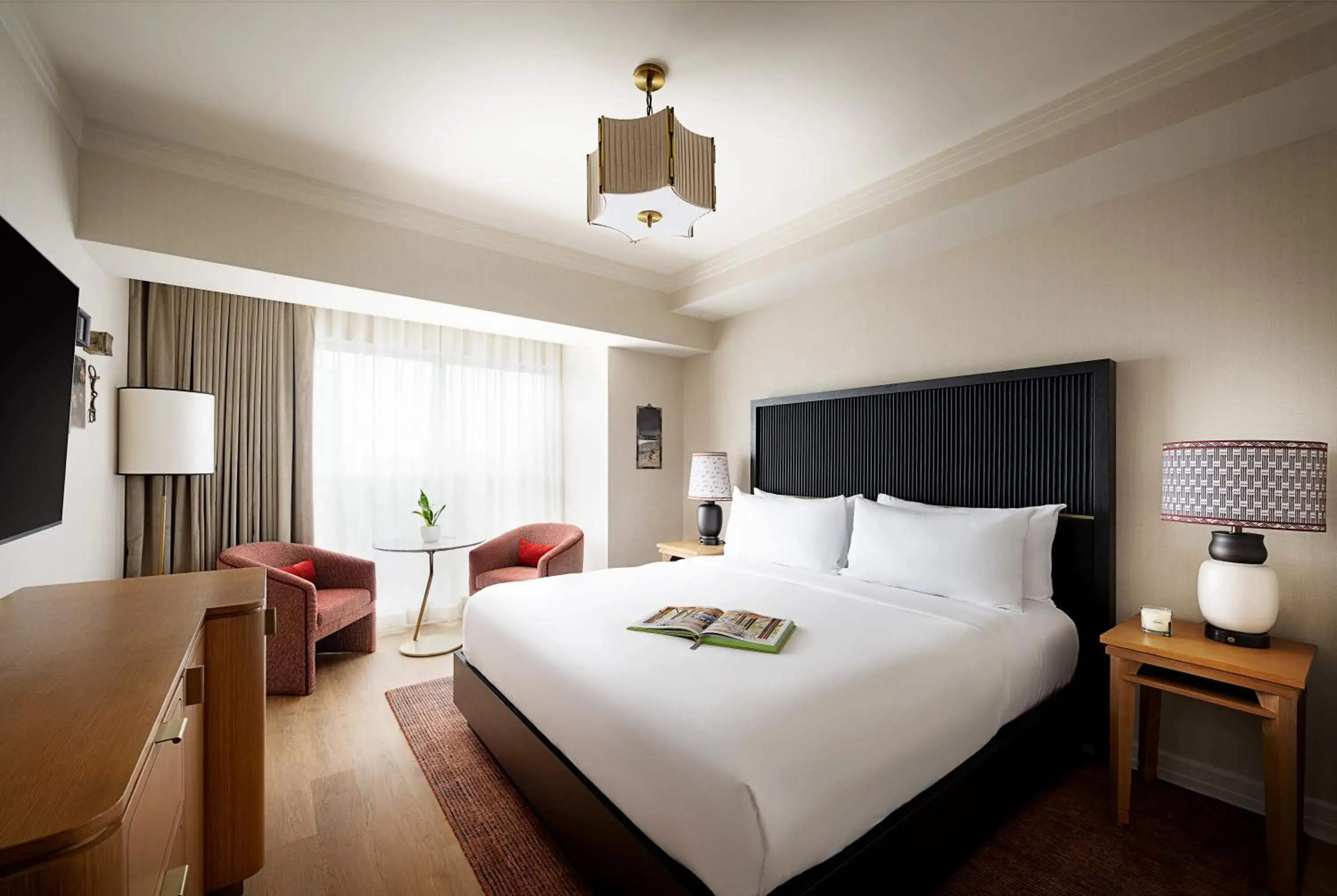 Bedroom, Bed in Hutton Hotel Bedroom, Bed in Hutton Hotel