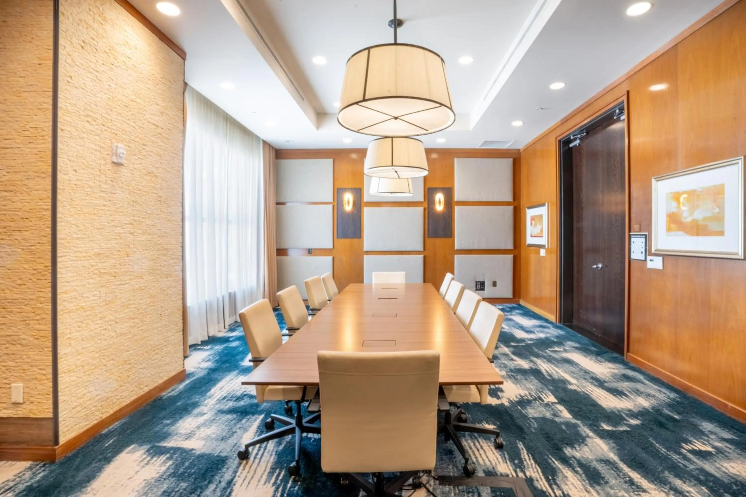 Meeting/conference room in Hutton Hotel