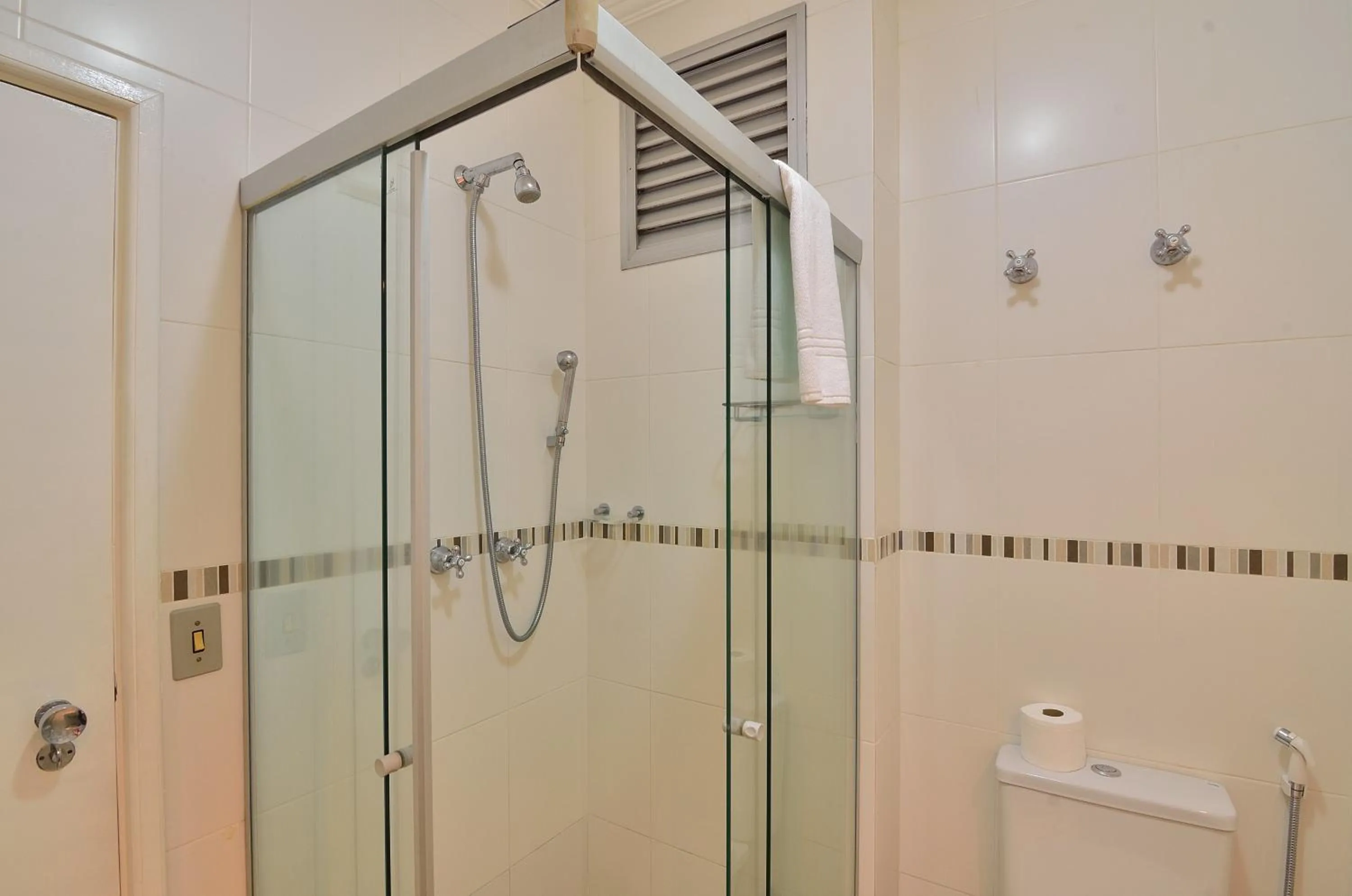 Shower in Hotel Castelar