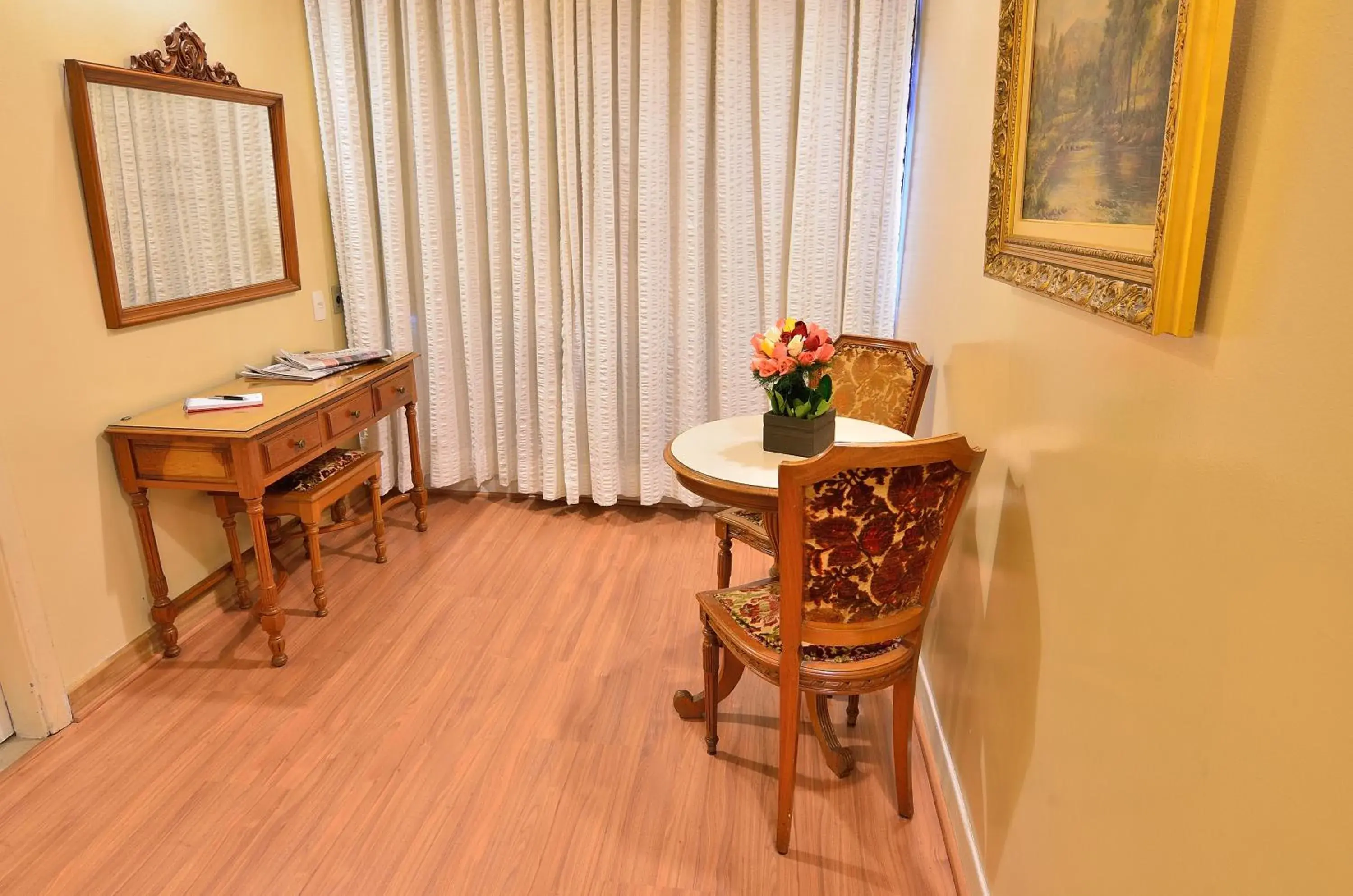 Twin Room in Hotel Castelar Twin Room in Hotel Castelar