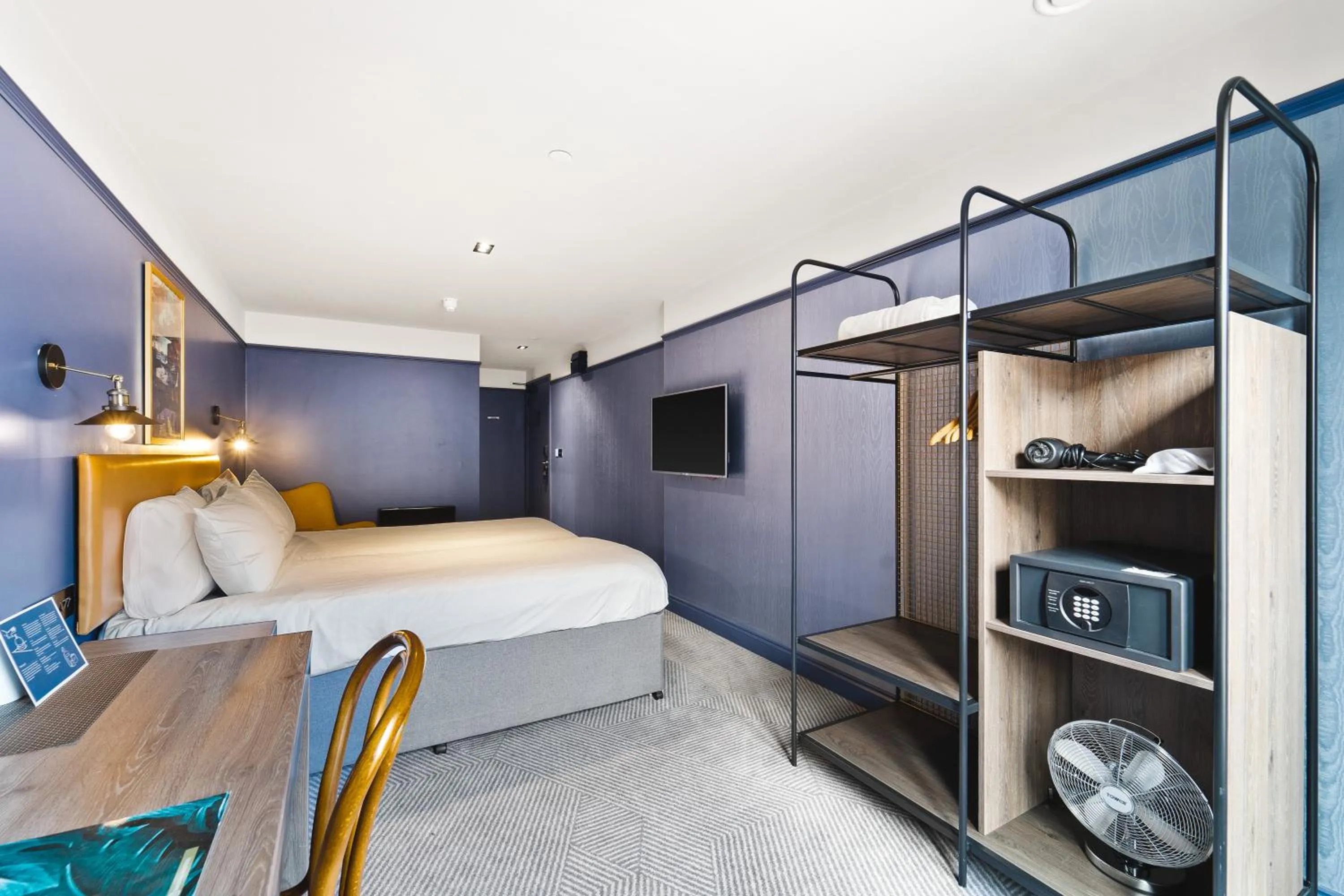 Bed in Ropewalks Hotel