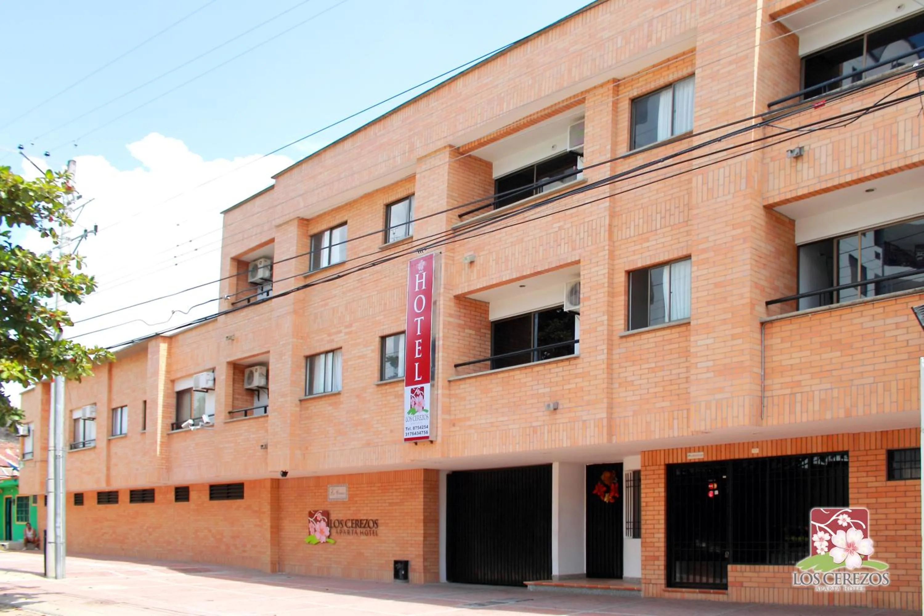 Property building in Apartahotel Los Cerezos