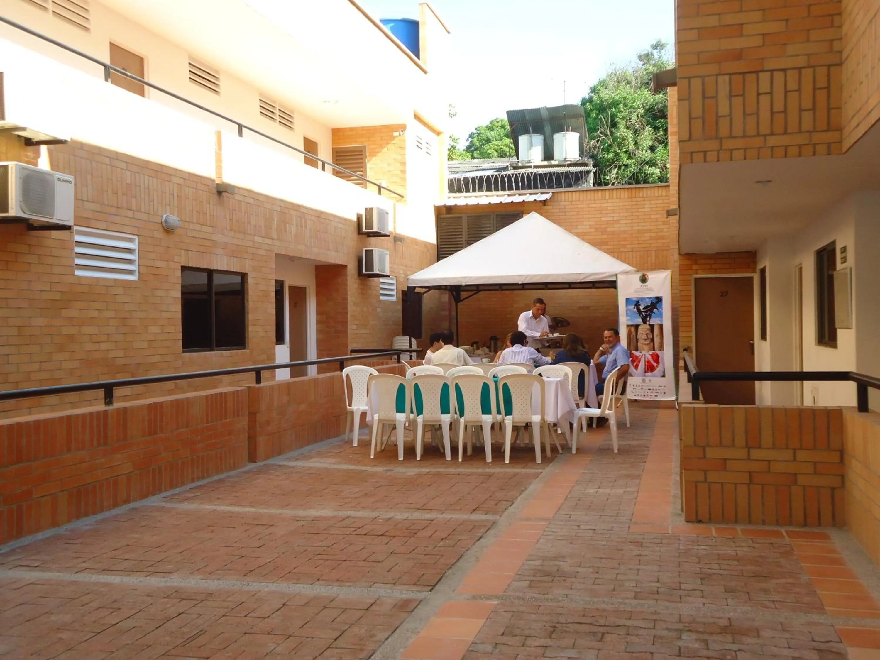 Meals in Apartahotel Los Cerezos
