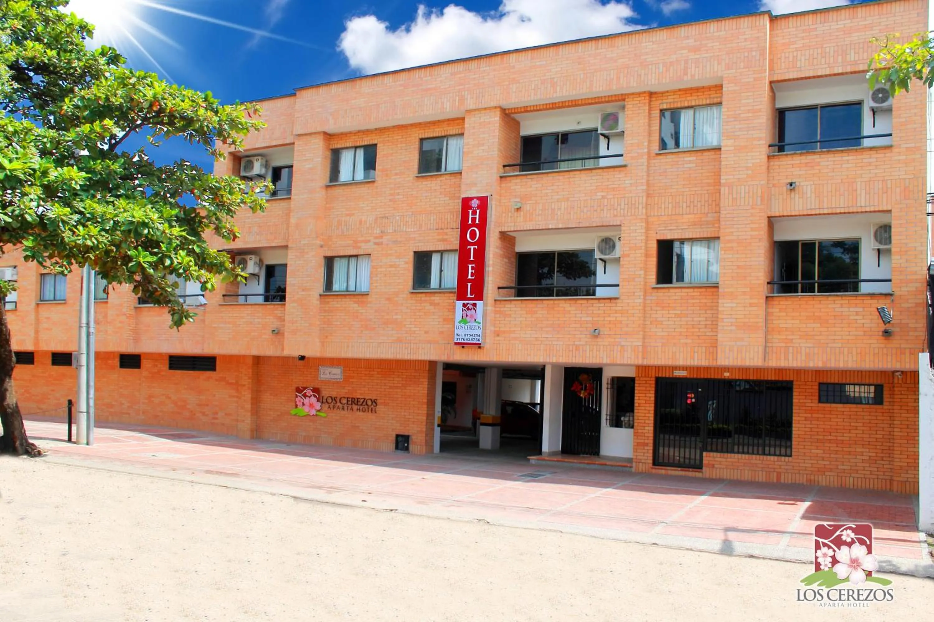 Apartahotel Los Cerezos