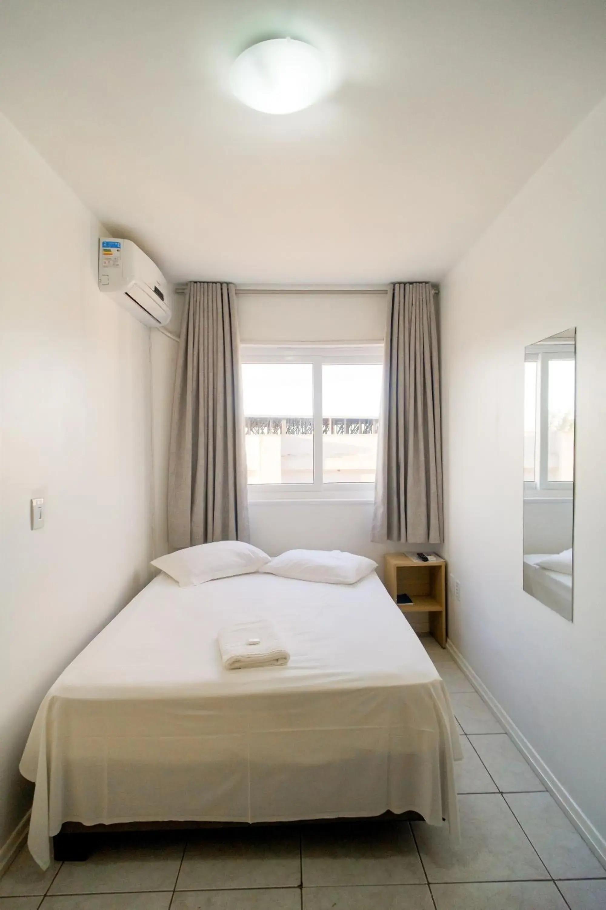 Standard Double - single occupancy in Xangri-La Praia Hotel Standard Double - single occupancy in Xangri-La Praia Hotel