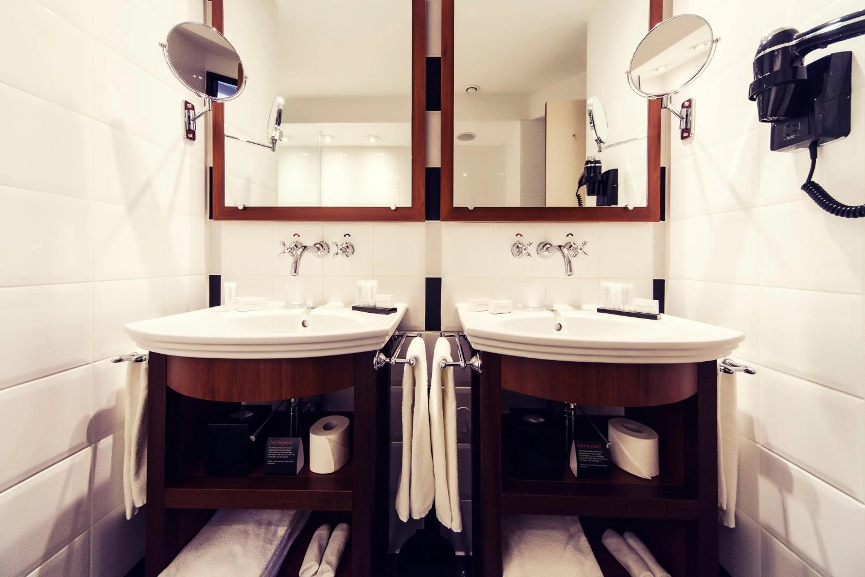 Bathroom in Banks Mansion - All Inclusive Boutique Hotel