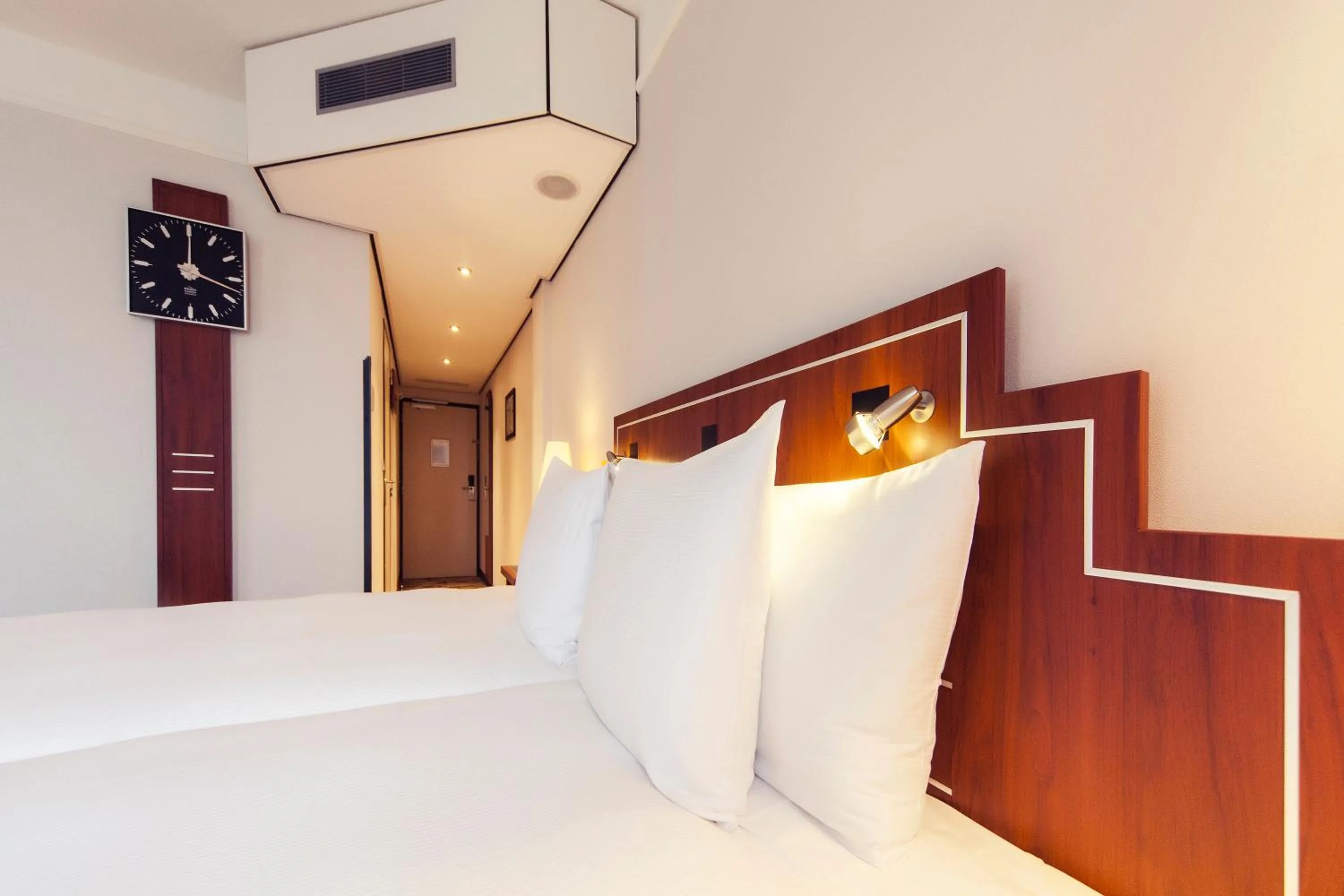 Bed in Banks Mansion - All Inclusive Boutique Hotel