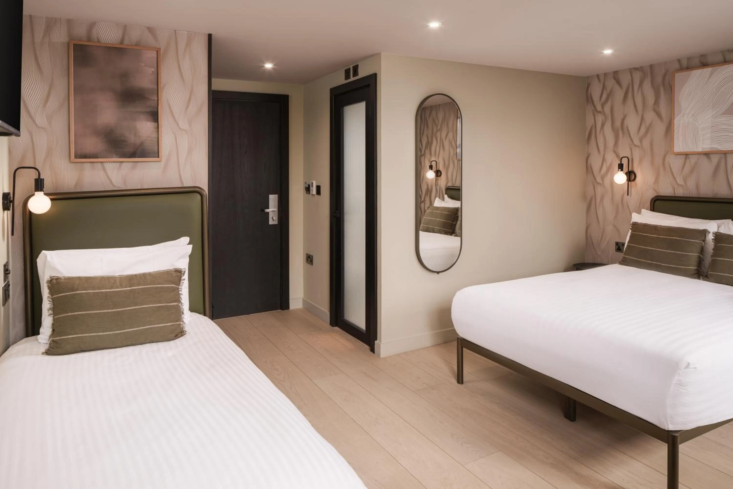 Bed in Central Park Hotel