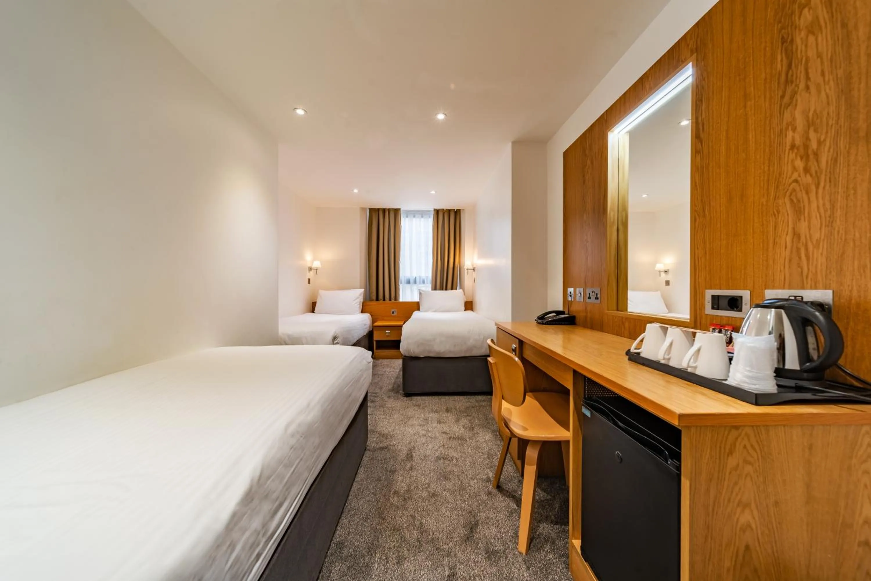 Bed in Central Park Hotel