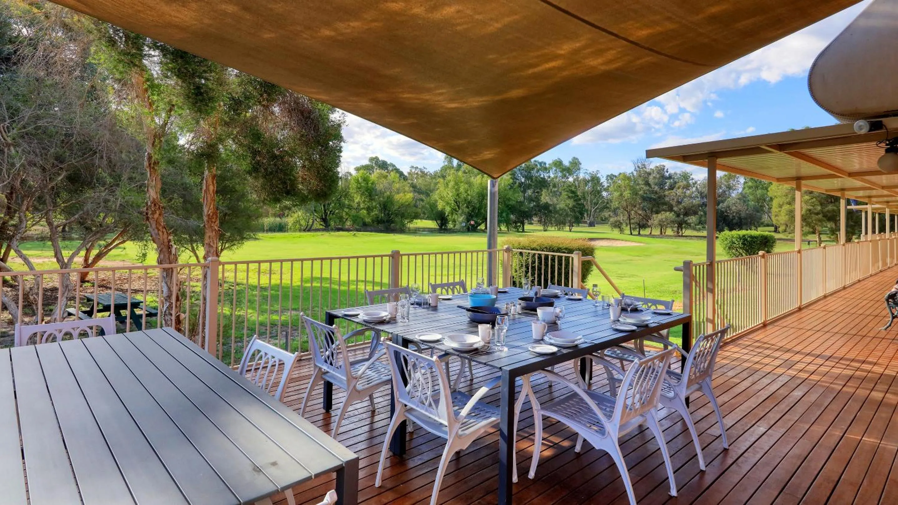 Dining area in Tooleybuc Club Motor Inn