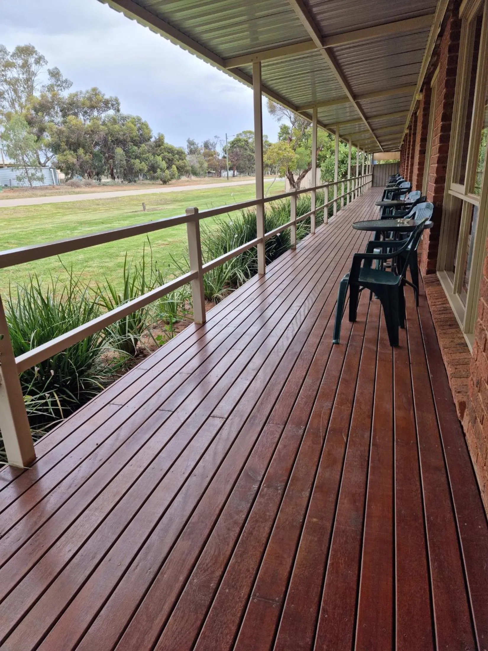 Balcony/Terrace in Tooleybuc Club Motor Inn