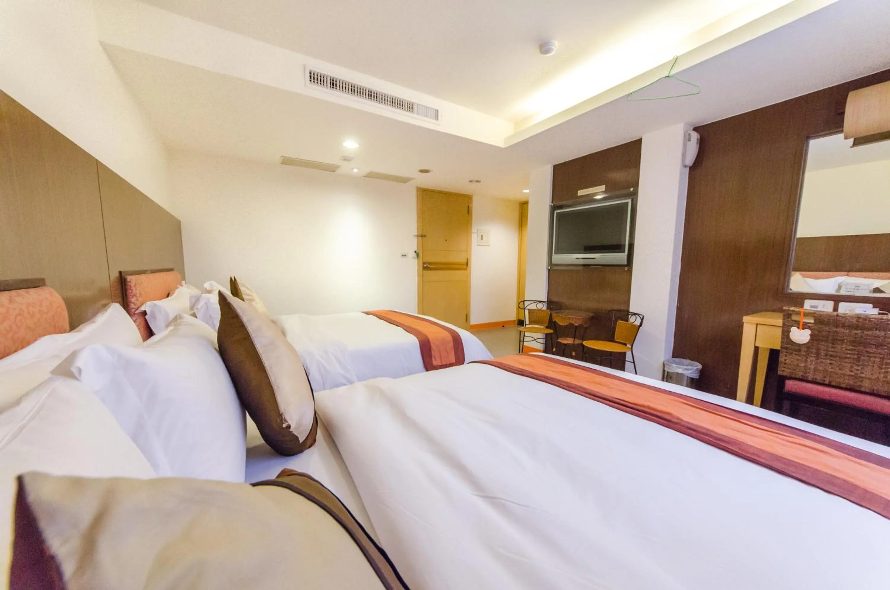 Photo of the whole room, Bed in Yake Homestay