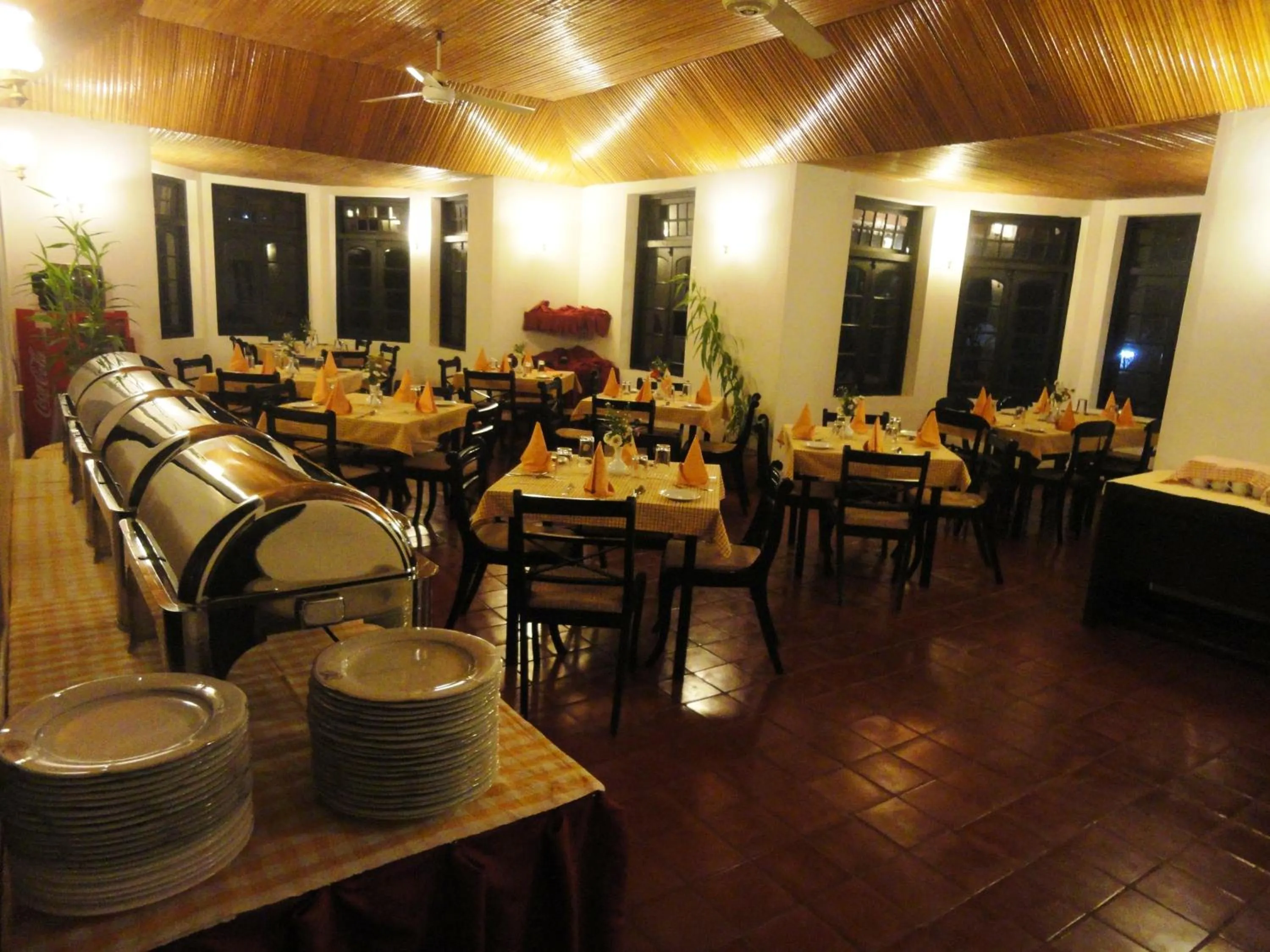 Restaurant/places to eat in Hotel Country Comfort