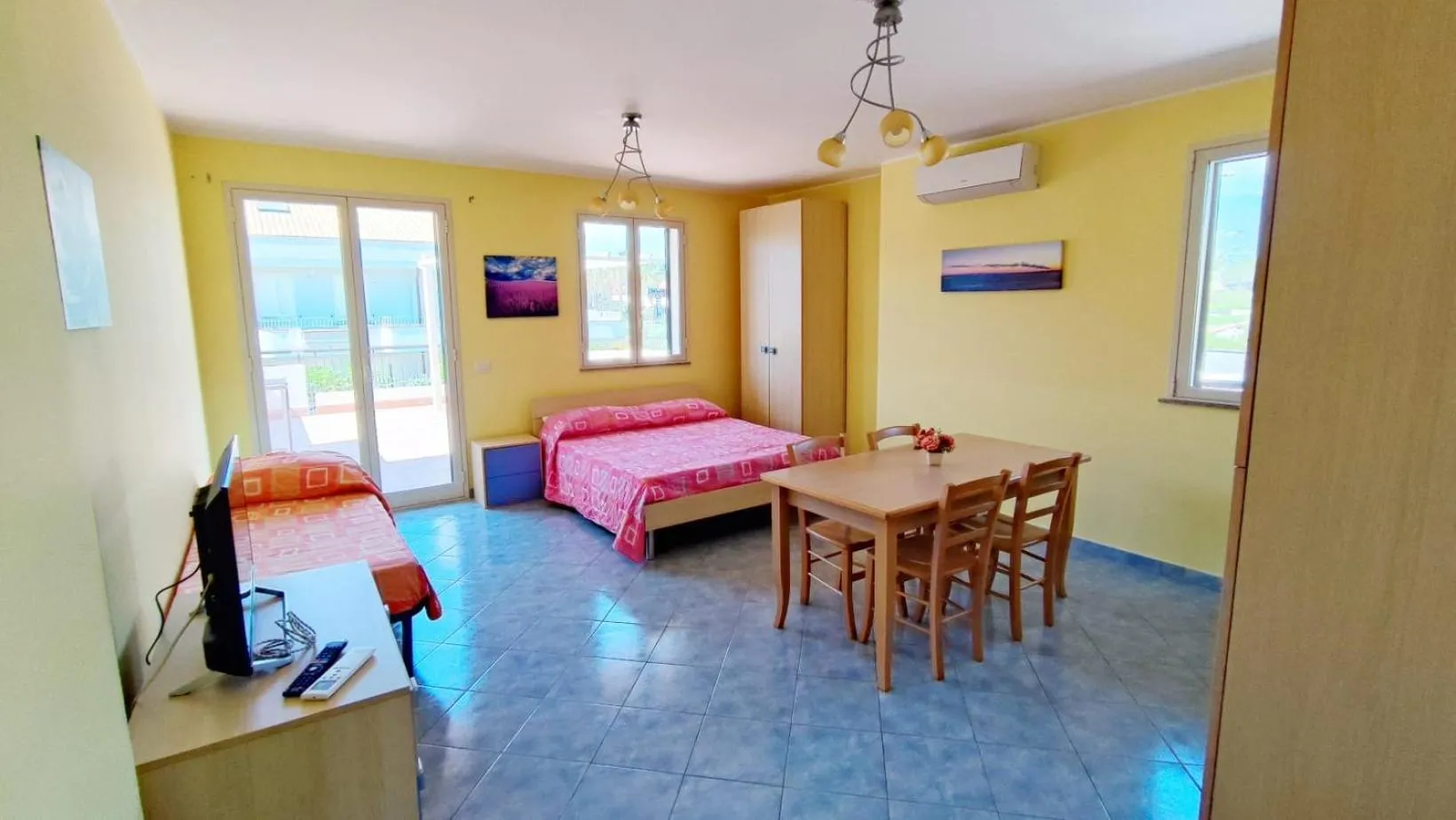 Dining area, Bed in Le Ville della Contea -Vacation rentals