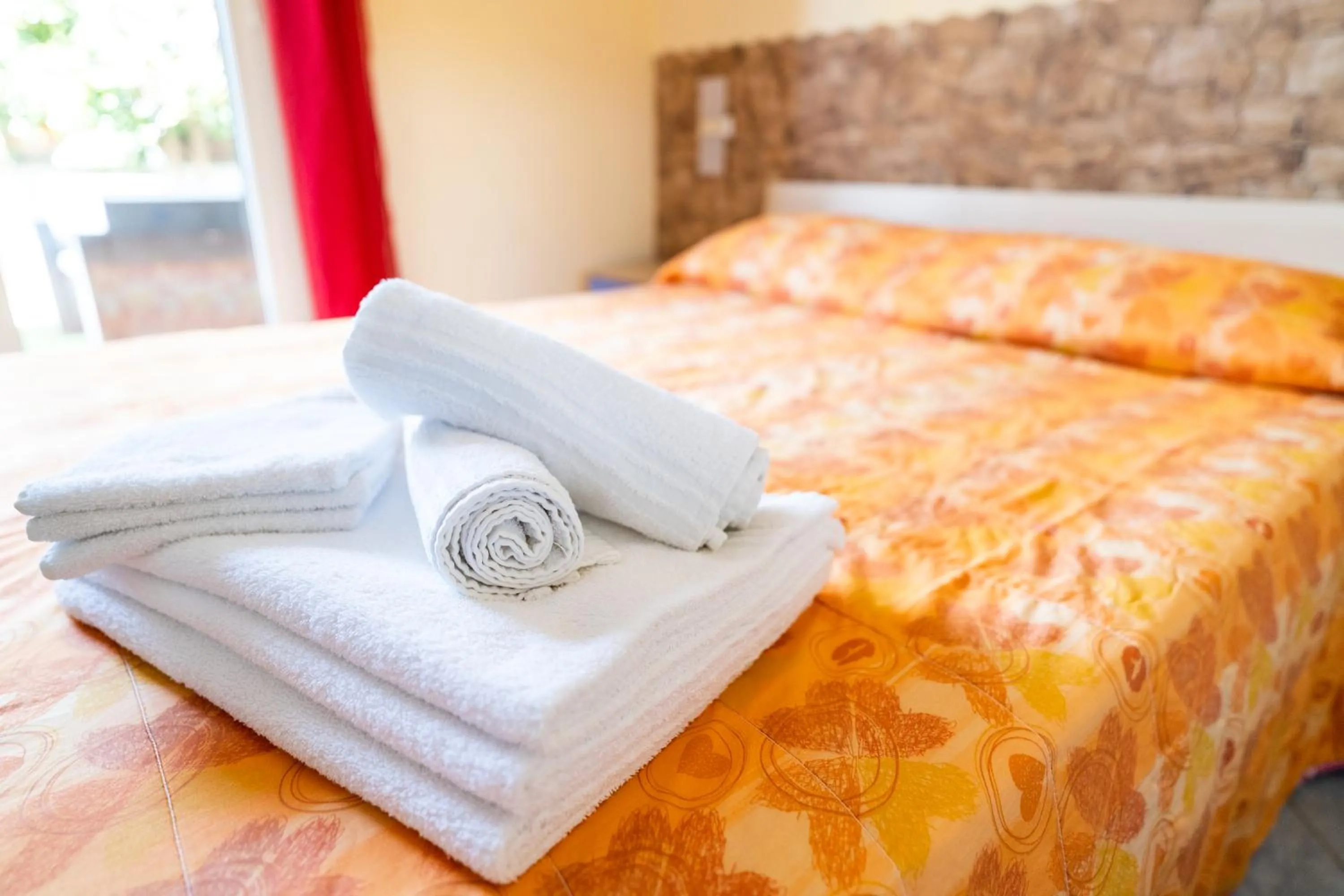 Decorative detail, Bed in Le Ville della Contea -Vacation rentals