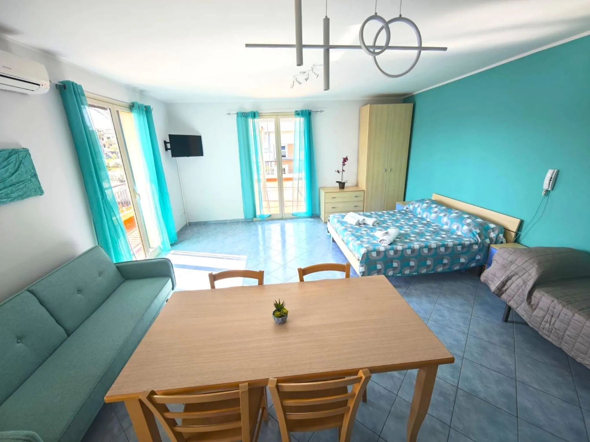 Photo of the whole room, Bed in Le Ville della Contea -Vacation rentals