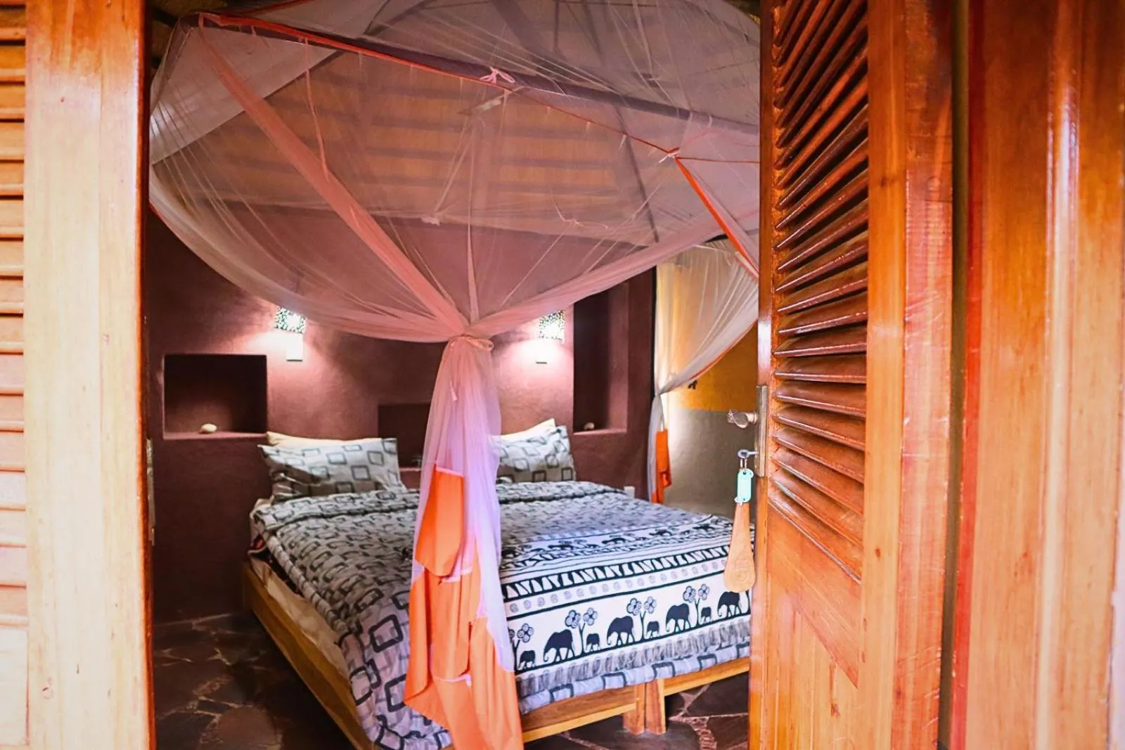 Bed in Munga Eco-Lodge