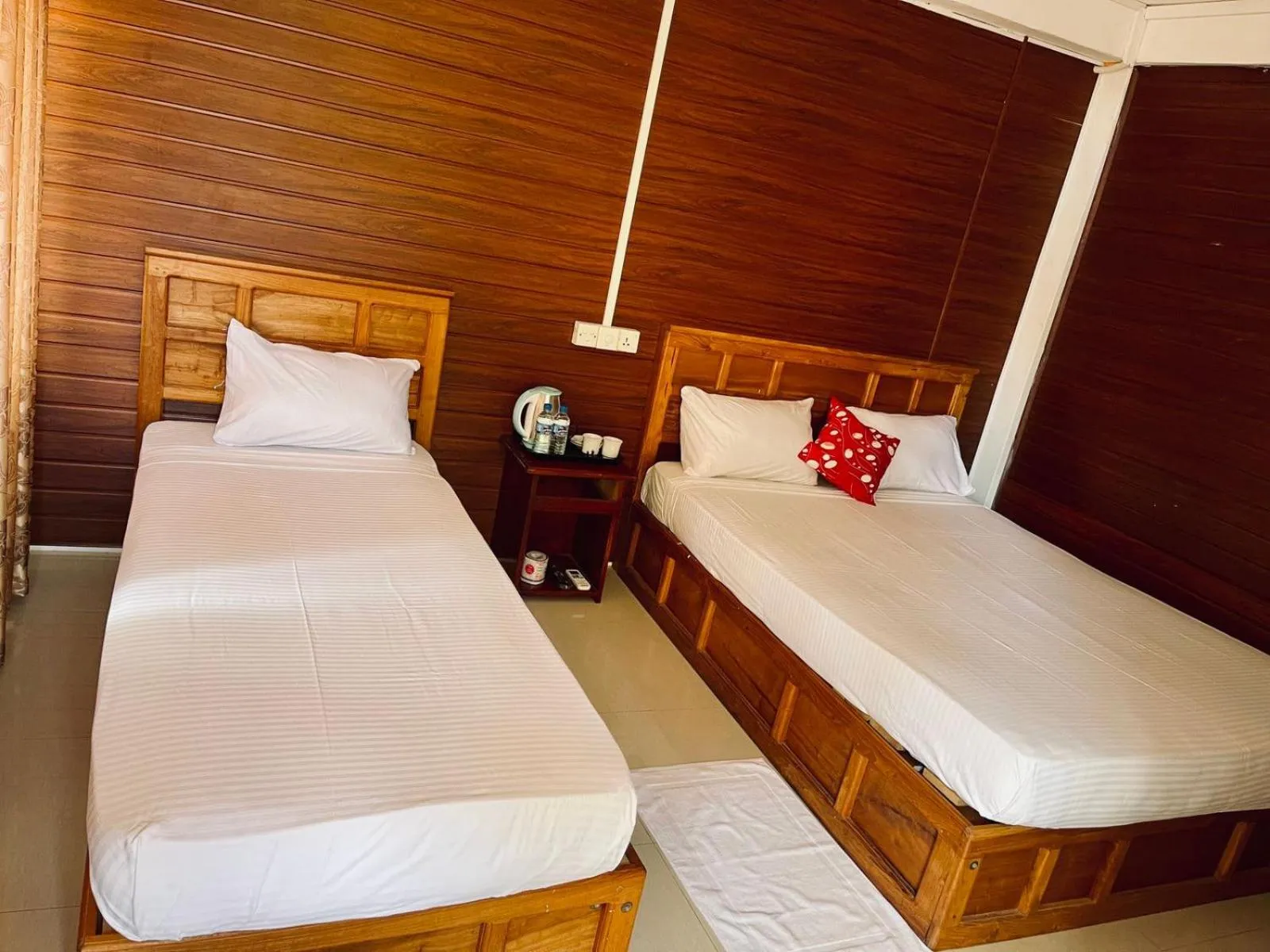 Bed in Anandas Beach Resort