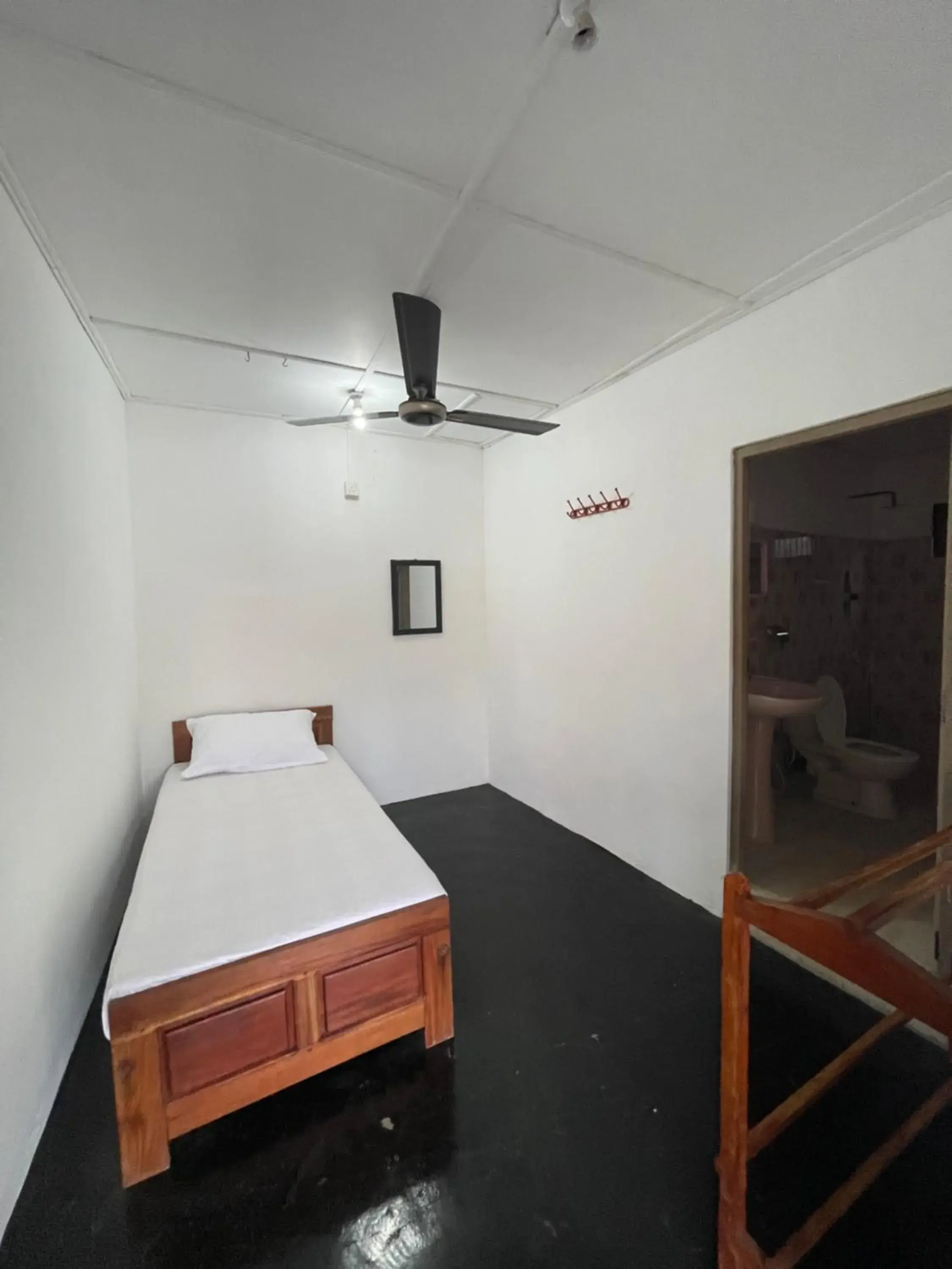 Single Room - single occupancy in Anandas Beach Resort Single Room - single occupancy in Anandas Beach Resort