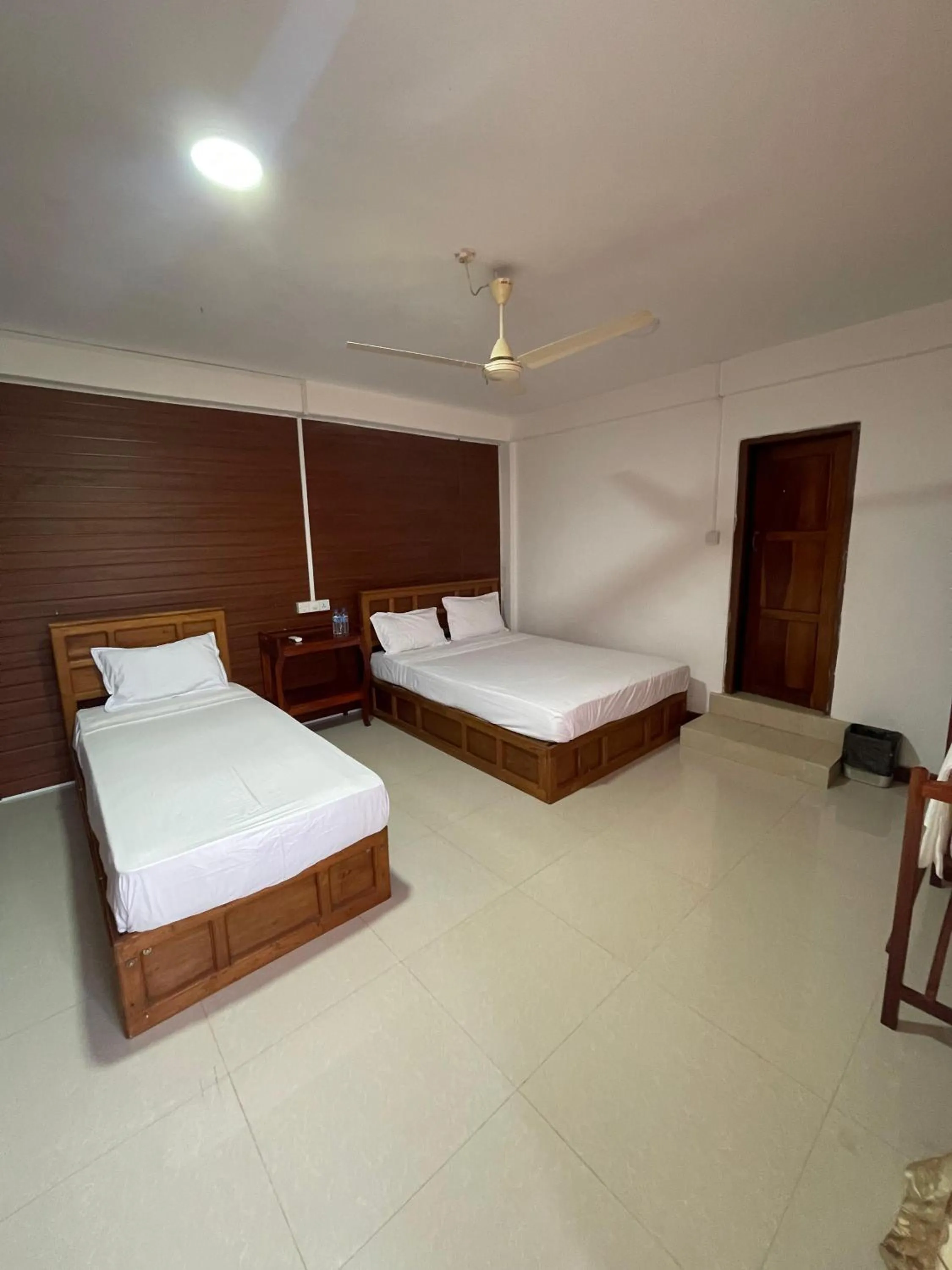 Bed in Anandas Beach Resort
