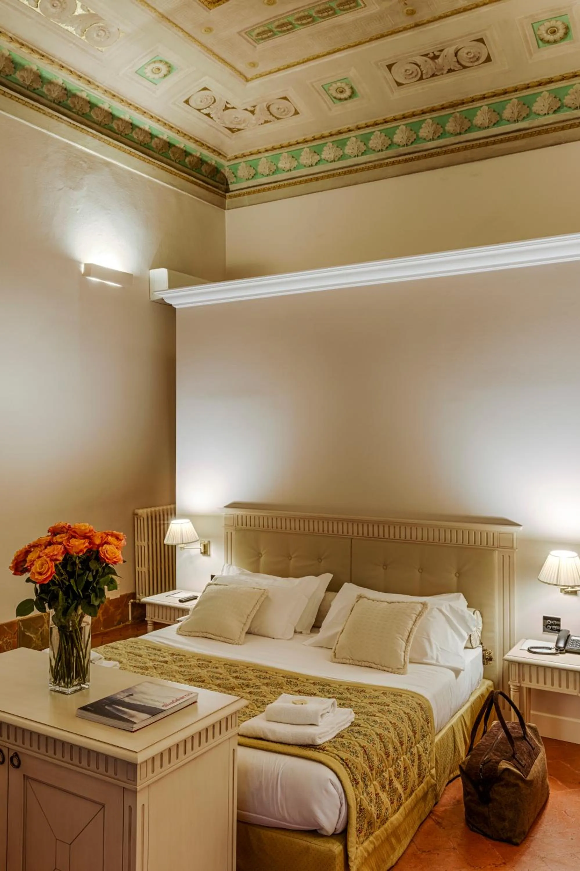 Bedroom, Bed in Palazzo Guicciardini