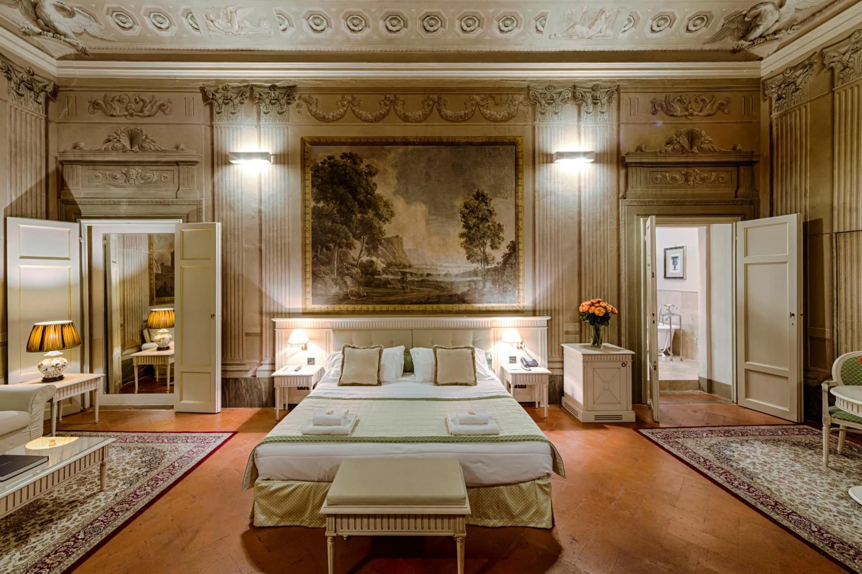 Photo of the whole room, Bed in Palazzo Guicciardini
