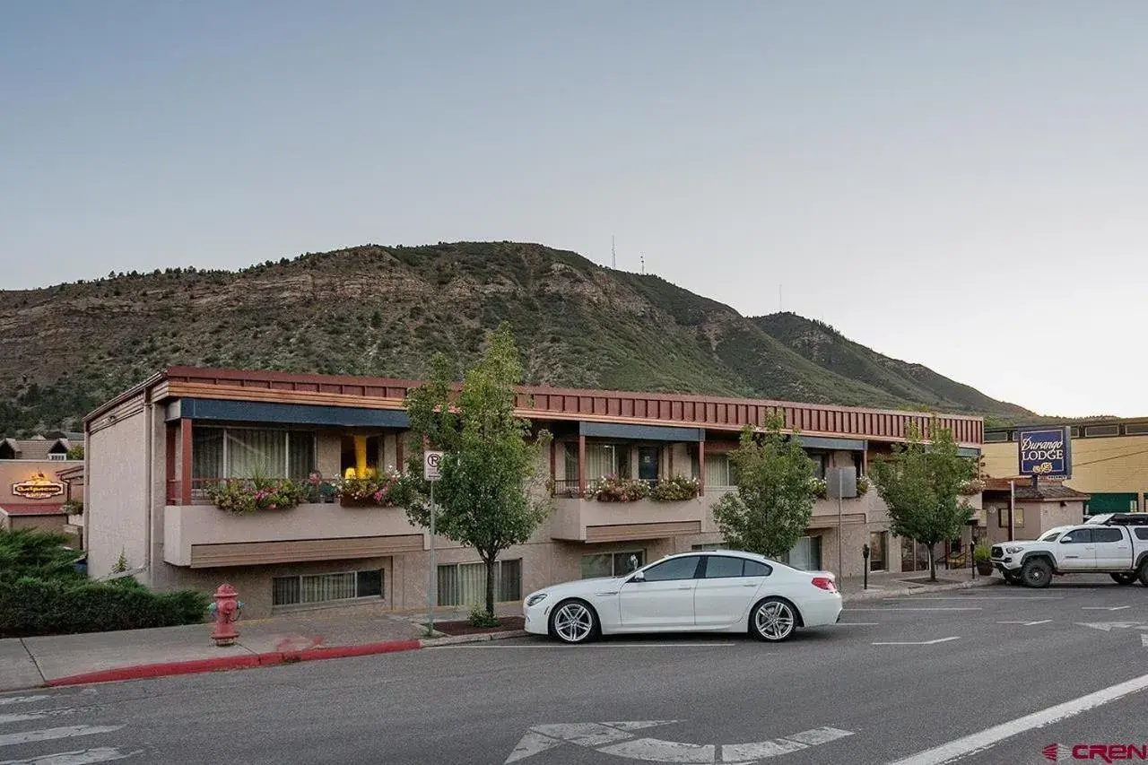 Property building in The Durango Lodge Property building in The Durango Lodge