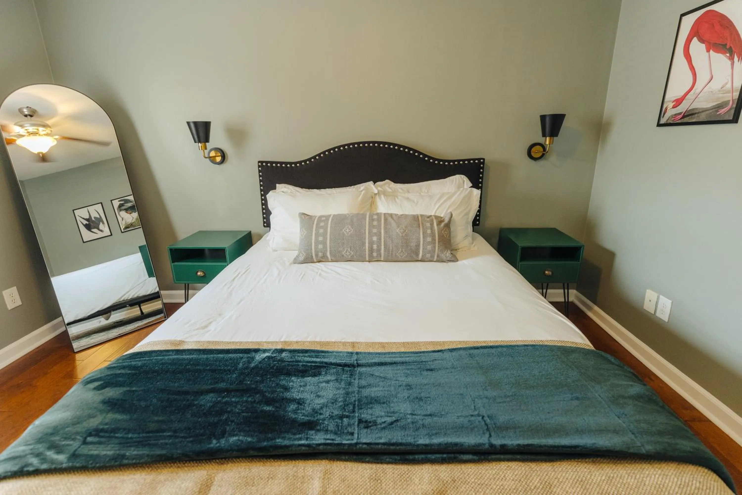 Bed in Centrally Located 2BR Overton Square Unit 1 Fast WiFi Free Parking Yes Pets