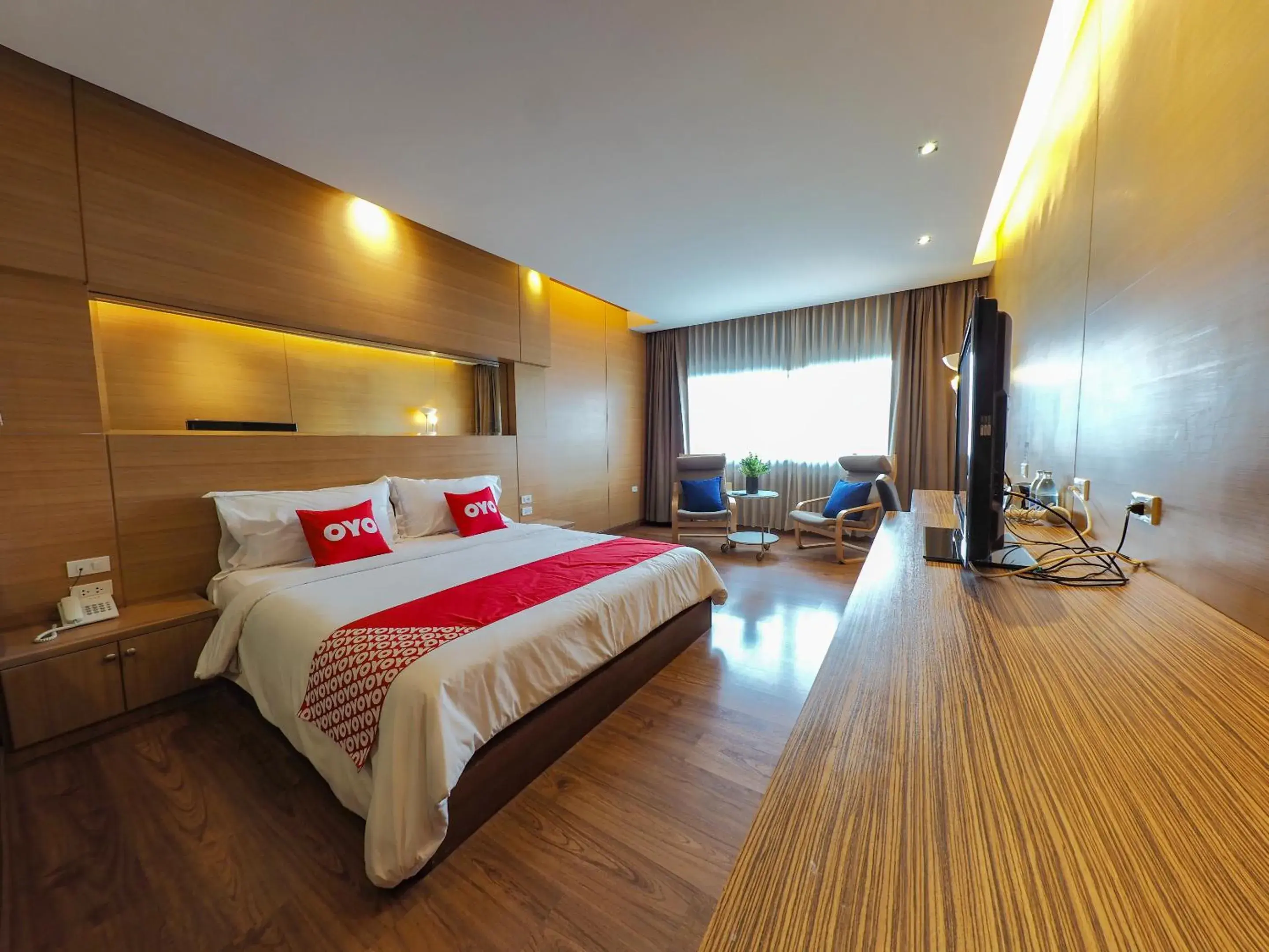 Photo of the whole room, Bed in Nipa Garden Hotel Photo of the whole room, Bed in Nipa Garden Hotel