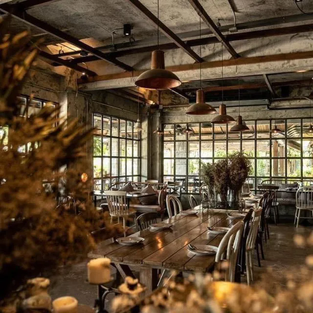 Restaurant/places to eat in Nipa Garden Hotel