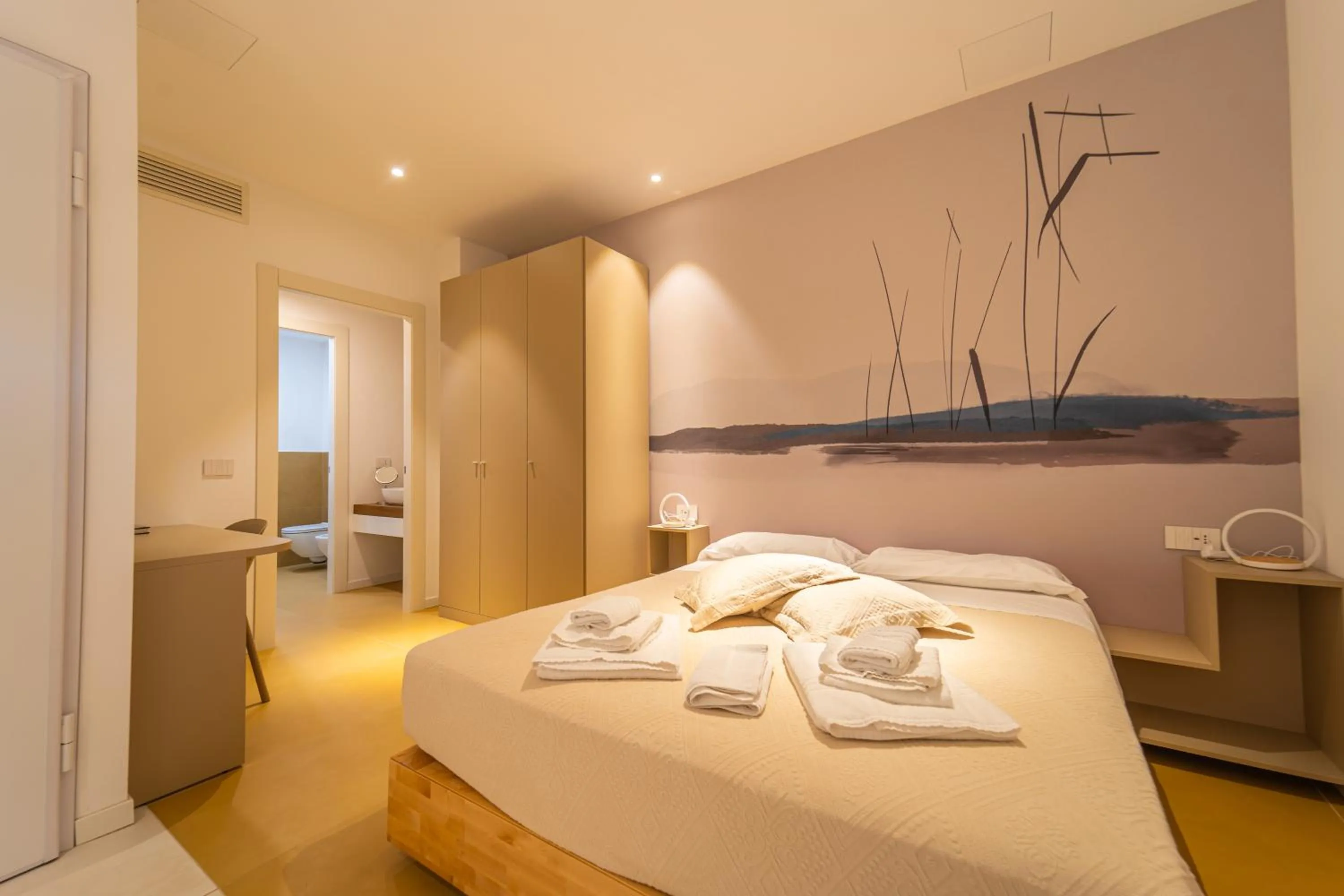 Bedroom, Bed in Paquja